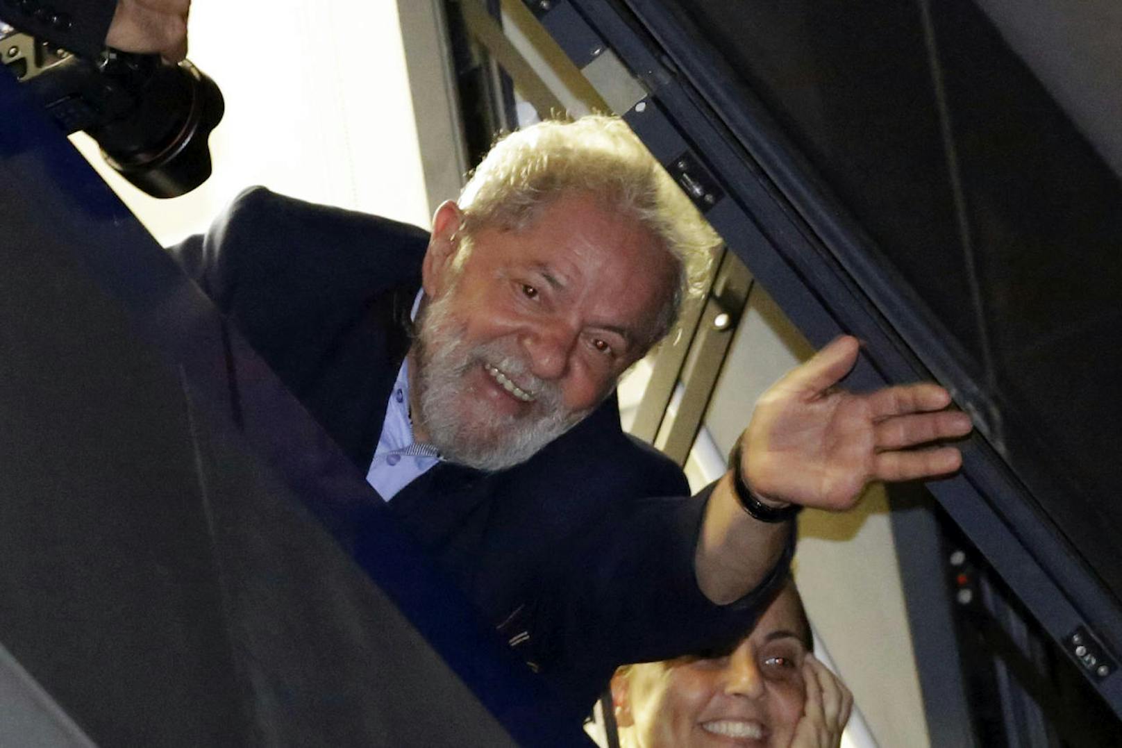 Muss ins Gefängnis: Gegen Brasiliens Ex-Präsident Luiz Inácio Lula da Silva wurde ein Haftbefehl erlassen.