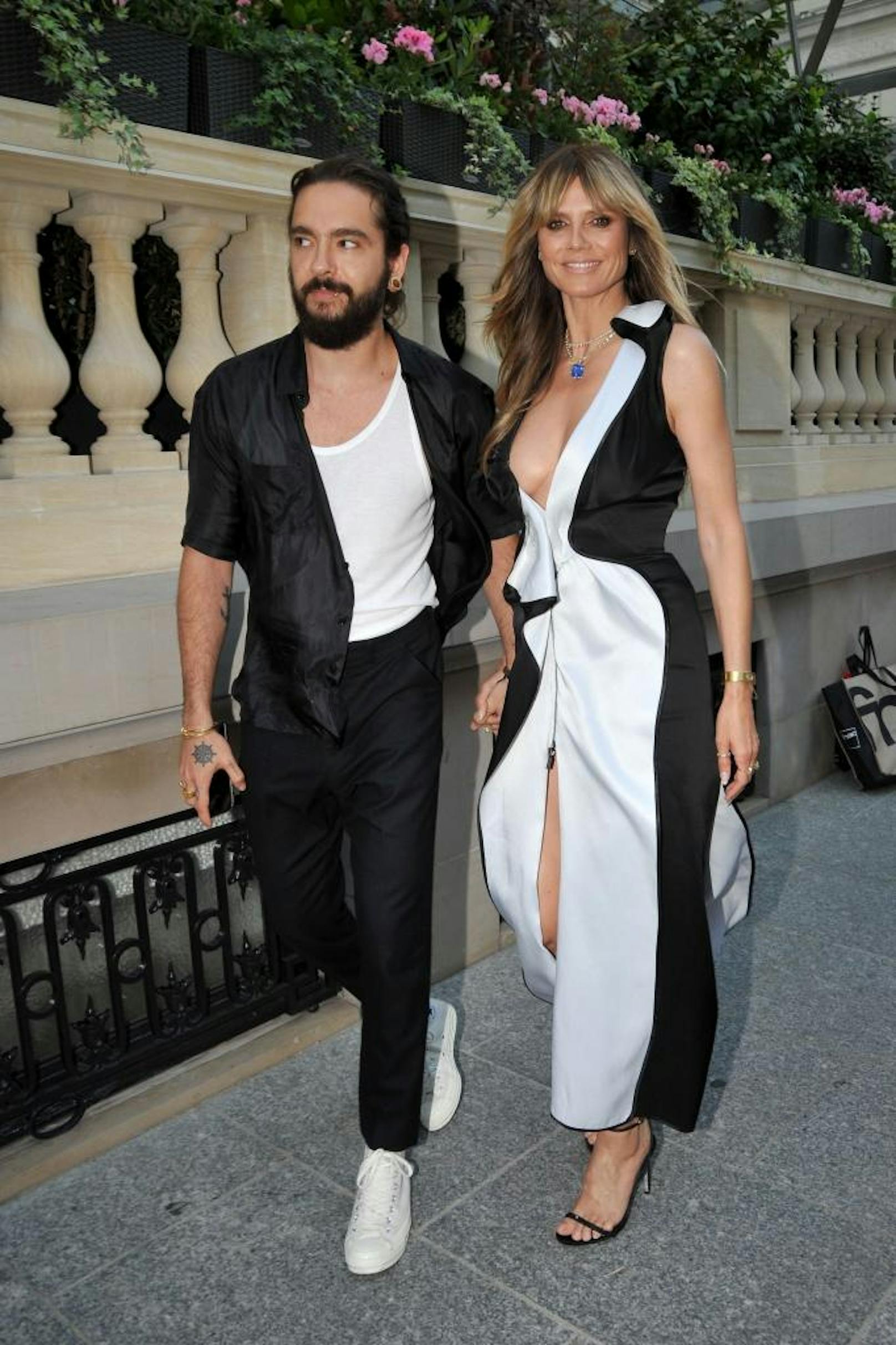 Partnerlook Anfang Juli 2019: Tom Kaulitz und Heidi Klum bei Carine Roitfeld Cocktailparty im Rahmen der Fashion Week Paris