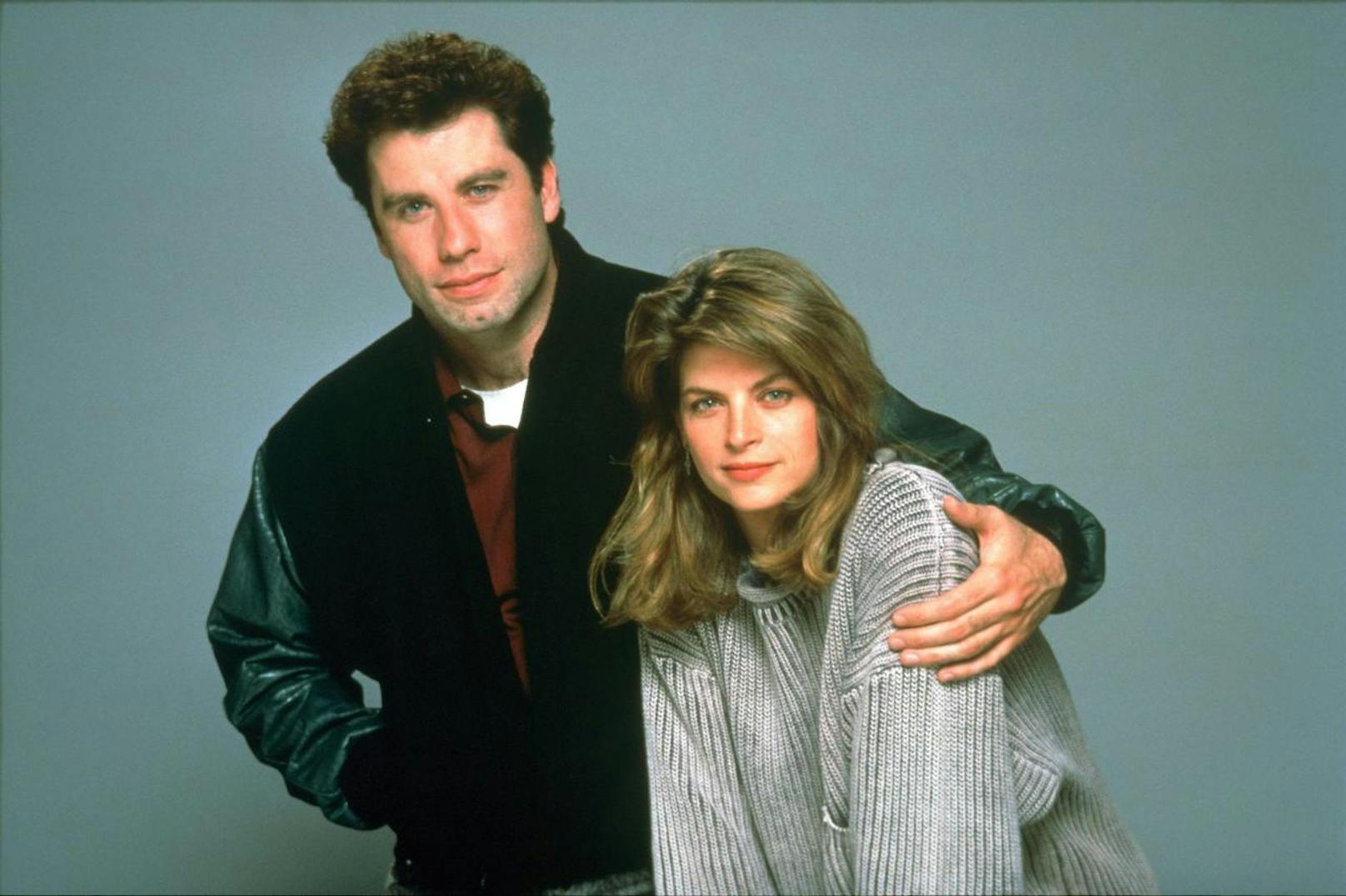 Die Komödie aus dem Jahr 1989 dreht sich um die hochschwangere Molly (Kirstie Alley), die von ihrem Freund in Stich gelassen wird und in dem sympathischen Taxifahrer Jimmy (John Travolta) einen idealen Ersatzvater findet.