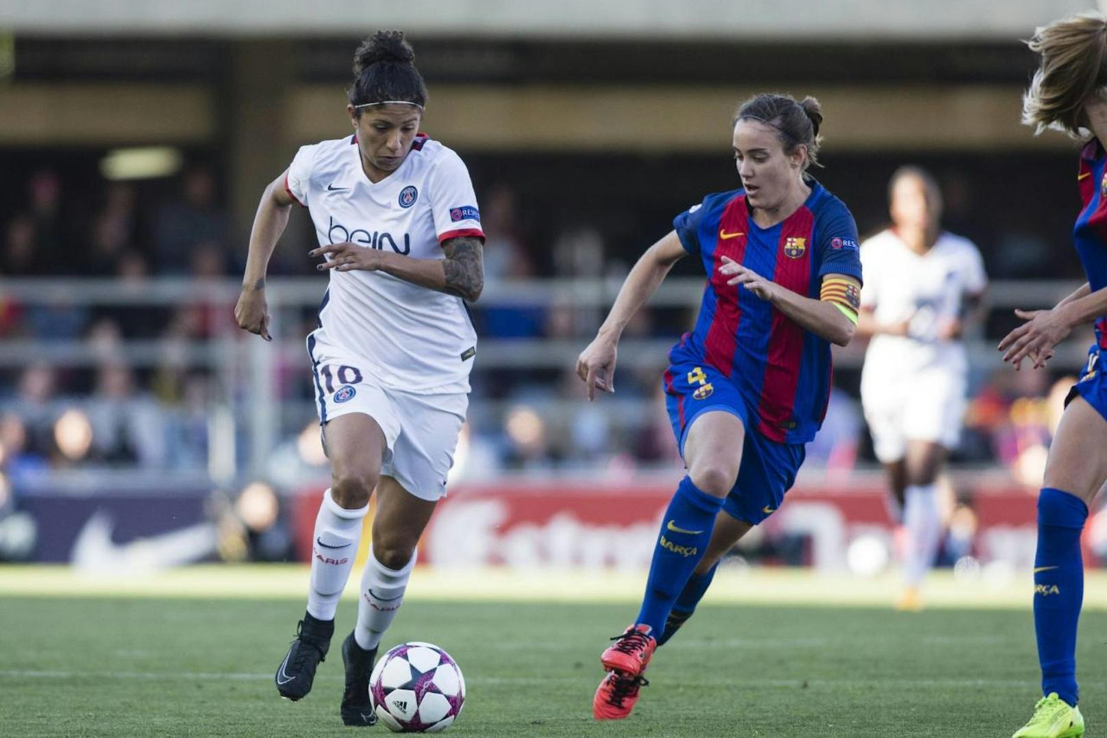 Barcelona stellt auch ein Frauen-Fußballteam. Selbstverständlich führt es die Tabelle an.
