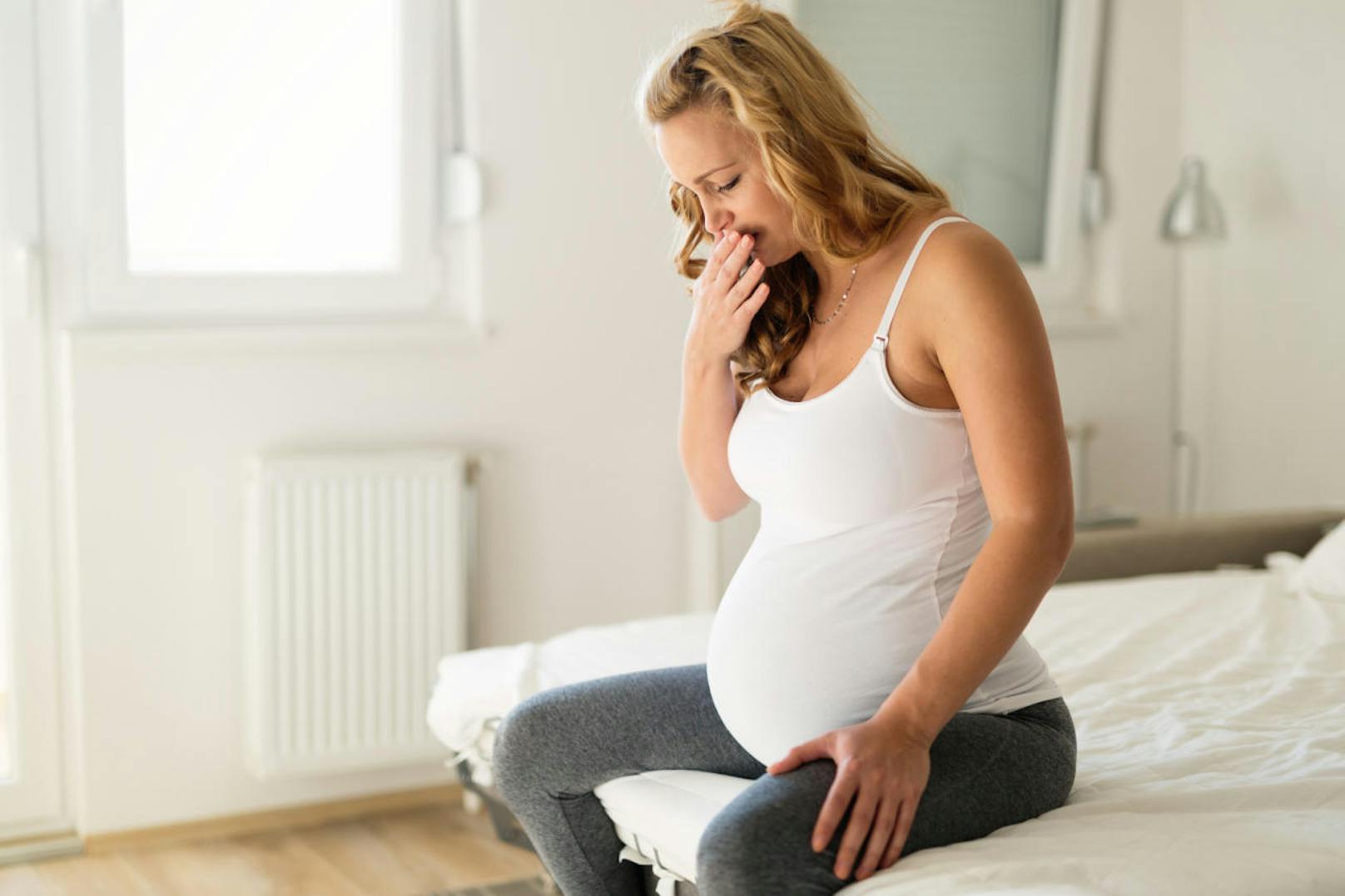 Laut einer Studie von südafrikanischen Forschern lindert Ingwer auch während der ersten Monate der Schwangerschaft die <a href="https://www.netdoktor.at/familie/schwangerschaft/uebelkeit-in-der-schwangerschaft-5632" target="_blank">morgendliche Übelkeit.</a>
