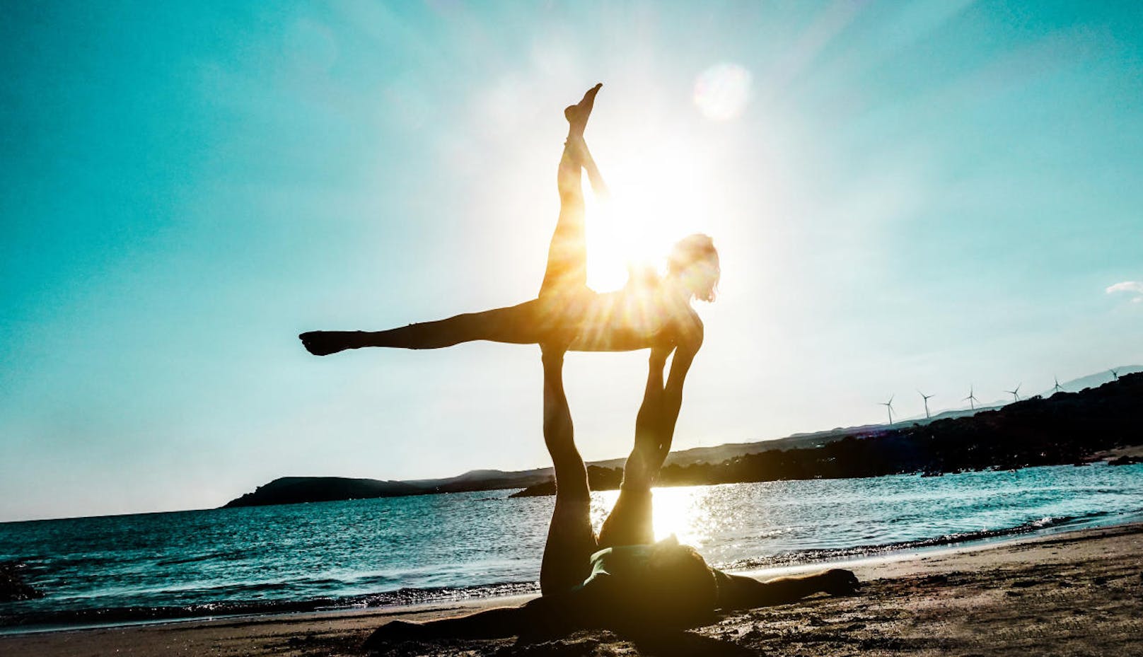 Yoga macht körperlich und mental stärker. Eigenschaften, die auch beim Sex eine Rolle spielen.