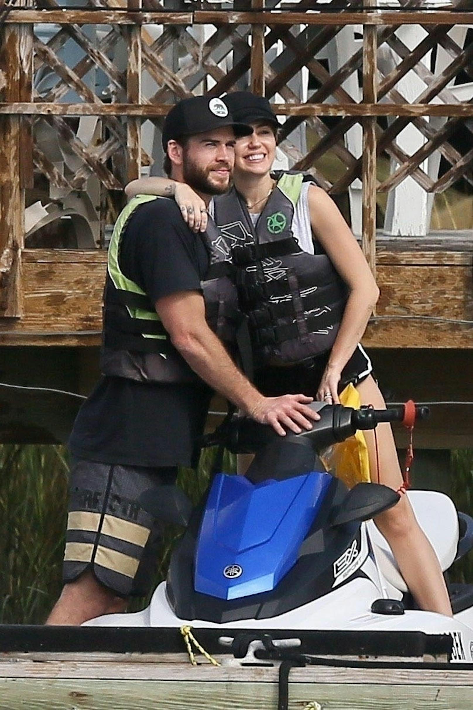 Liam Hemsworth und Miley Cyrus bei ihrem Date auf Tybee Island