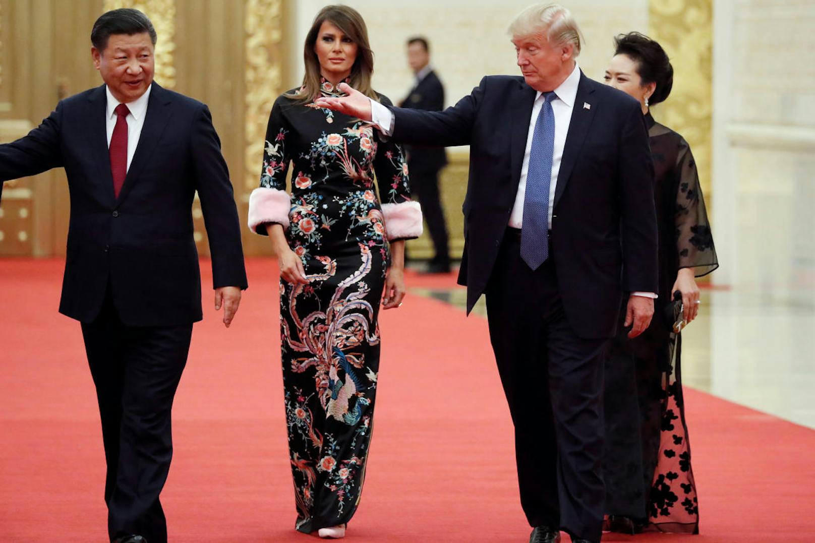 US-Präsident Donald Trump und Melania treffen China's Präsident Xi Jinping und China's First Lady Peng Liyuan zum Staatsdinner.