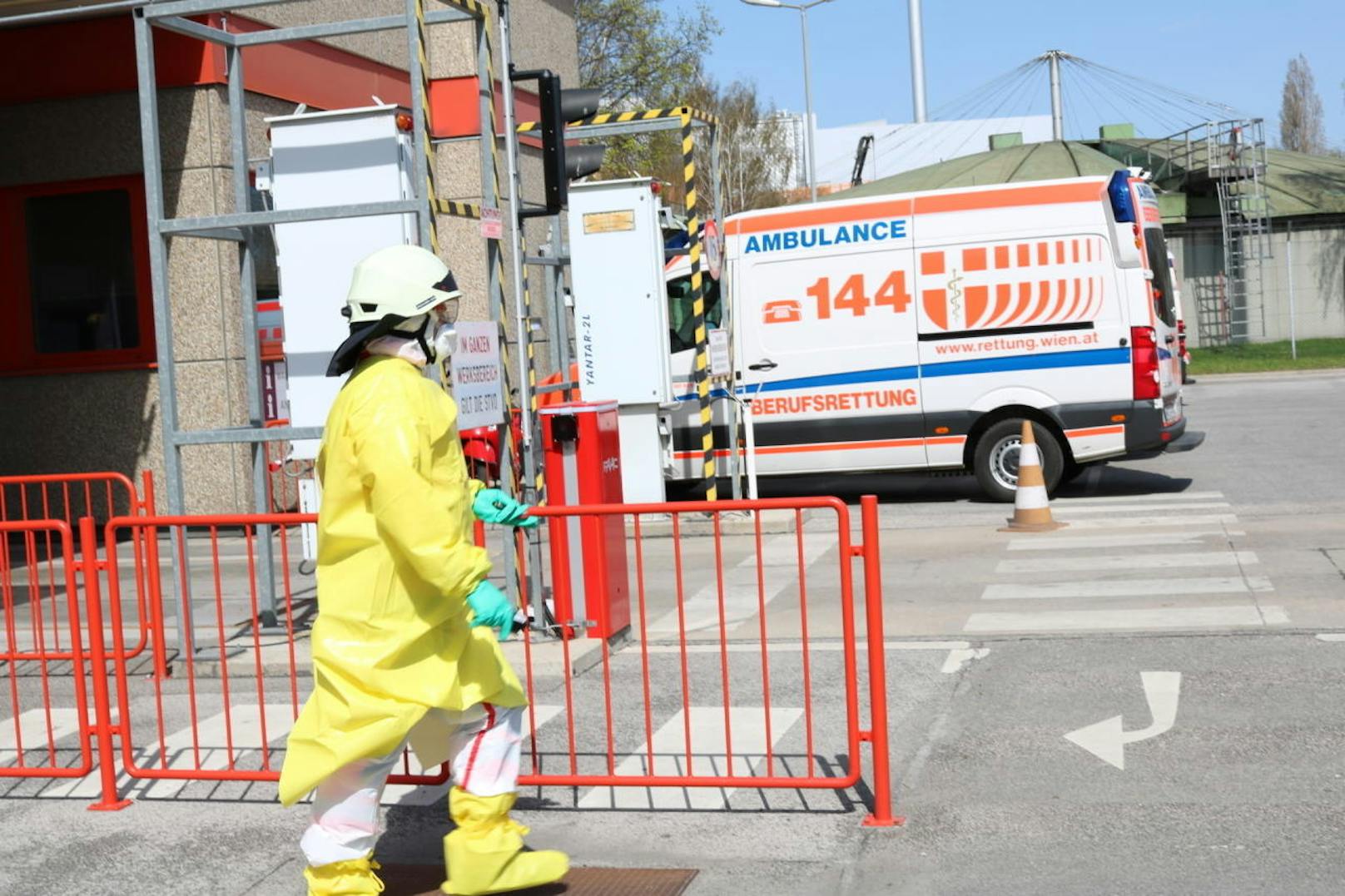 Bei "Wien Energie" kommt es derzeit zu einem Großeinsatz von Feuerwehr, Rettung und Polizei.