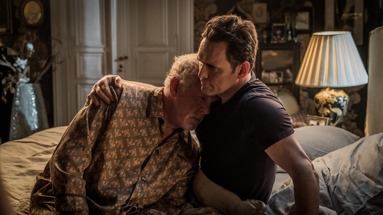 Nick (Matt Dillon, re.) kümmert sich um seinen an Alzheimer erkrankten Vater Amadeus (Nick Nolte).  