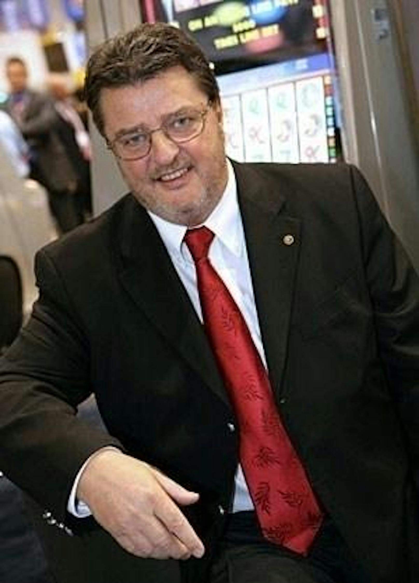 Novomatic-Boss Johann Graf landet als Gründer und Alleinaktionär des Glücksspielkonzerns mit seinem Vermögen von 5,75 Milliarden Euro auf Platz Drei.
