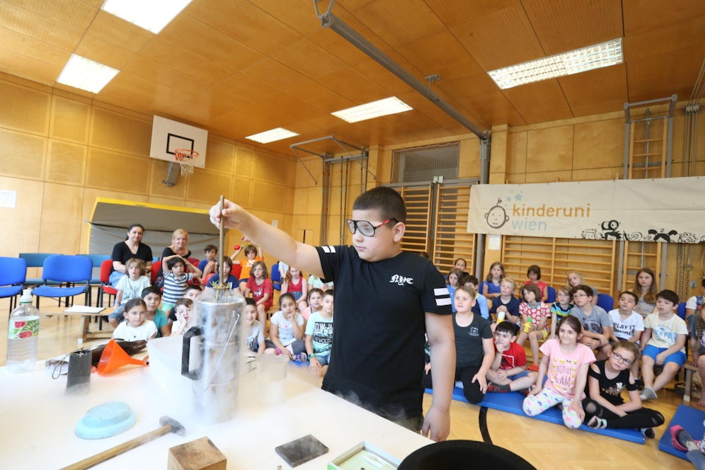 Aufgrund von Covid19 findet die Kinderuni heuer im Internet statt.