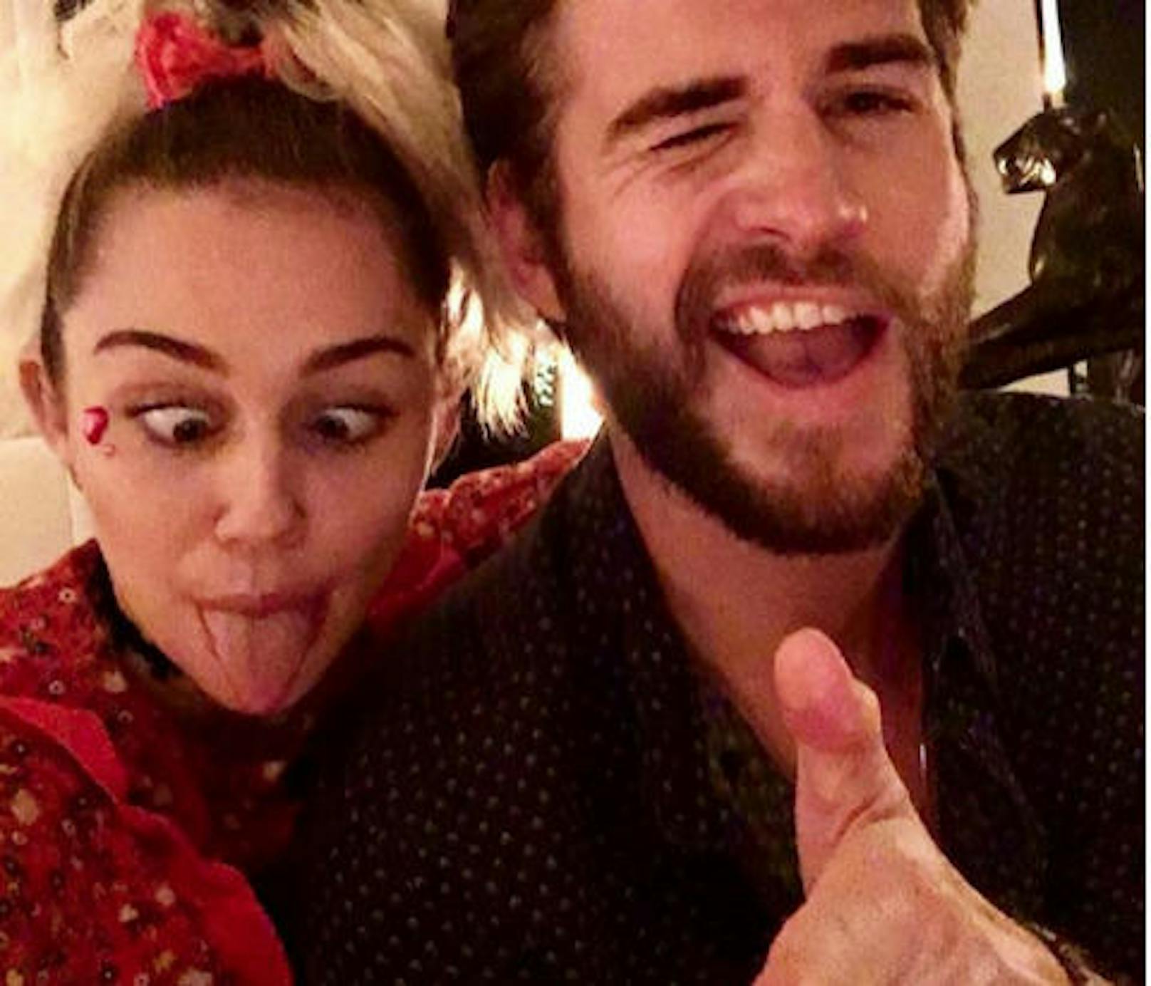 15.01.2017: Miley Cyrus und Liam sind auf Instagram wieder mal zu Späßen aufgelegt.