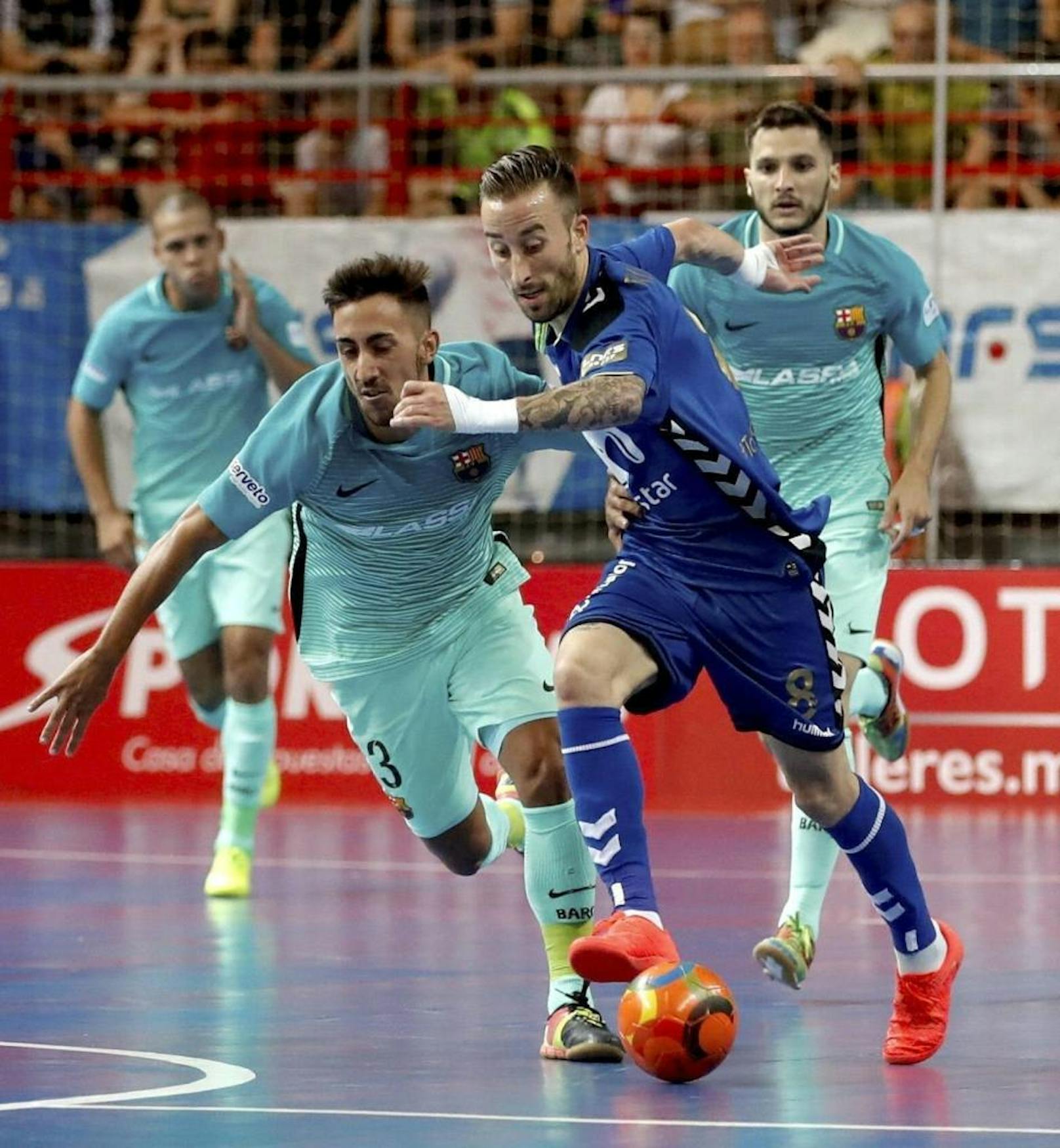 Nicht nur am grünen Rasen, auch in der Halle kann Barcelona kicken. Das Futsal-Team ist Spitzenreiter.