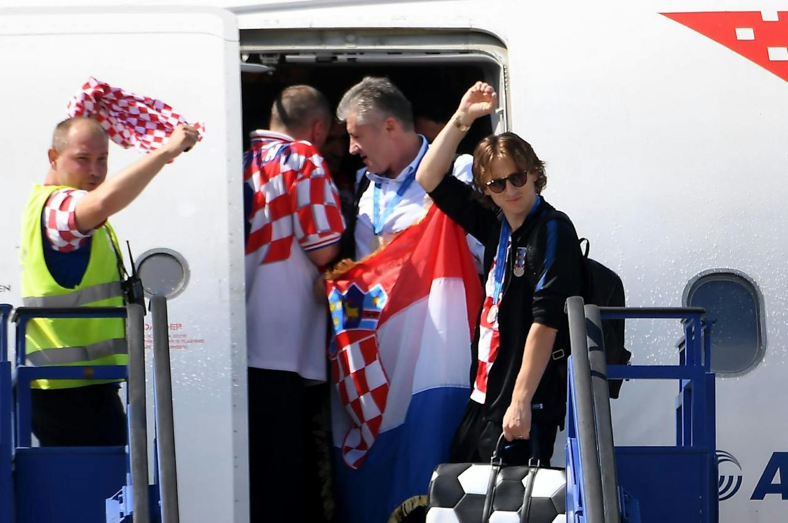 Das kroatische Team bei der Ankunft in Zagreb.