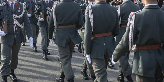 Showexerzieren der Garde