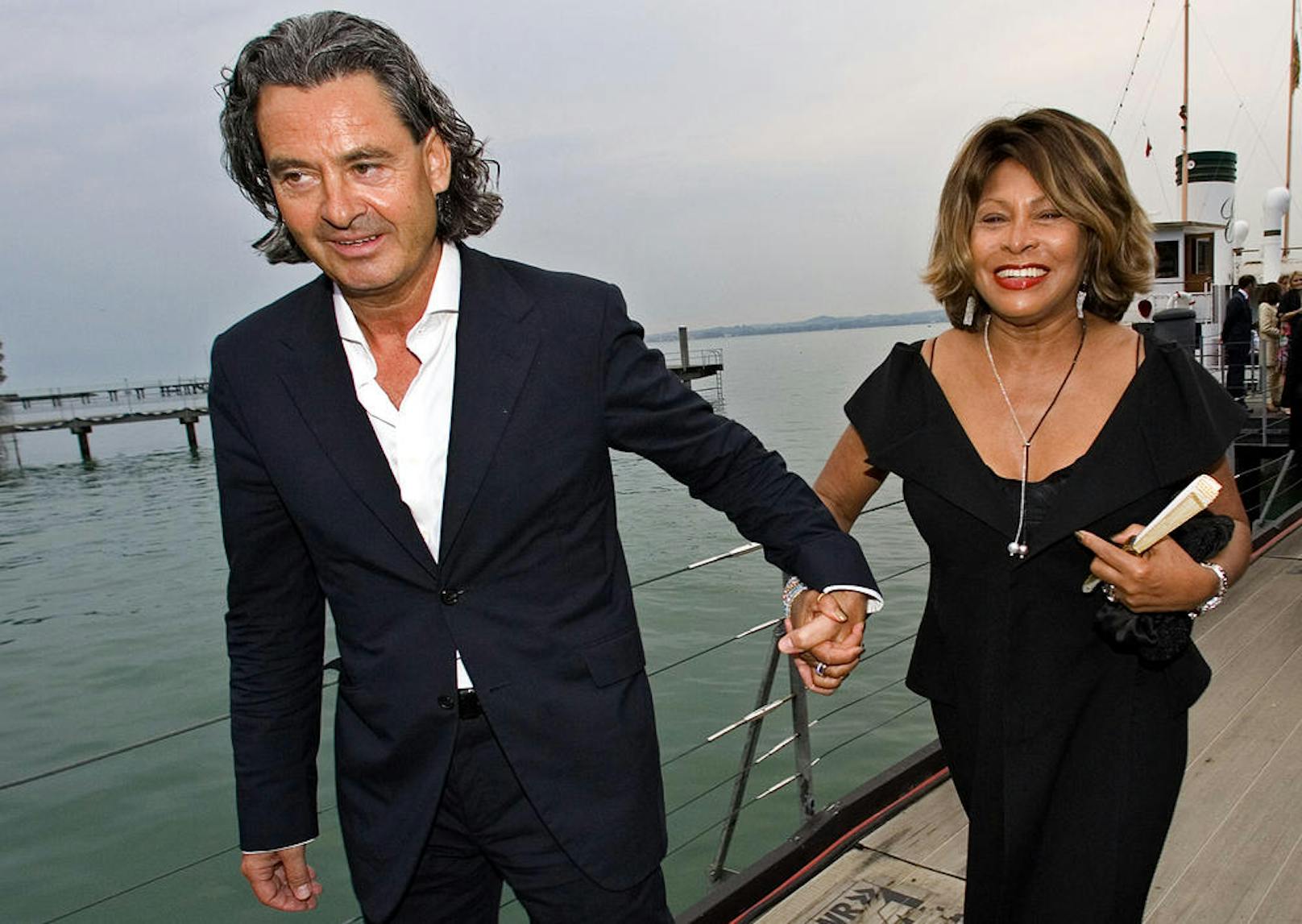 Seit 1986 liebte Tina den ehemaligen Musikmanager Erwin Bach. Erst 2013 hatte das Paar geheiratet.