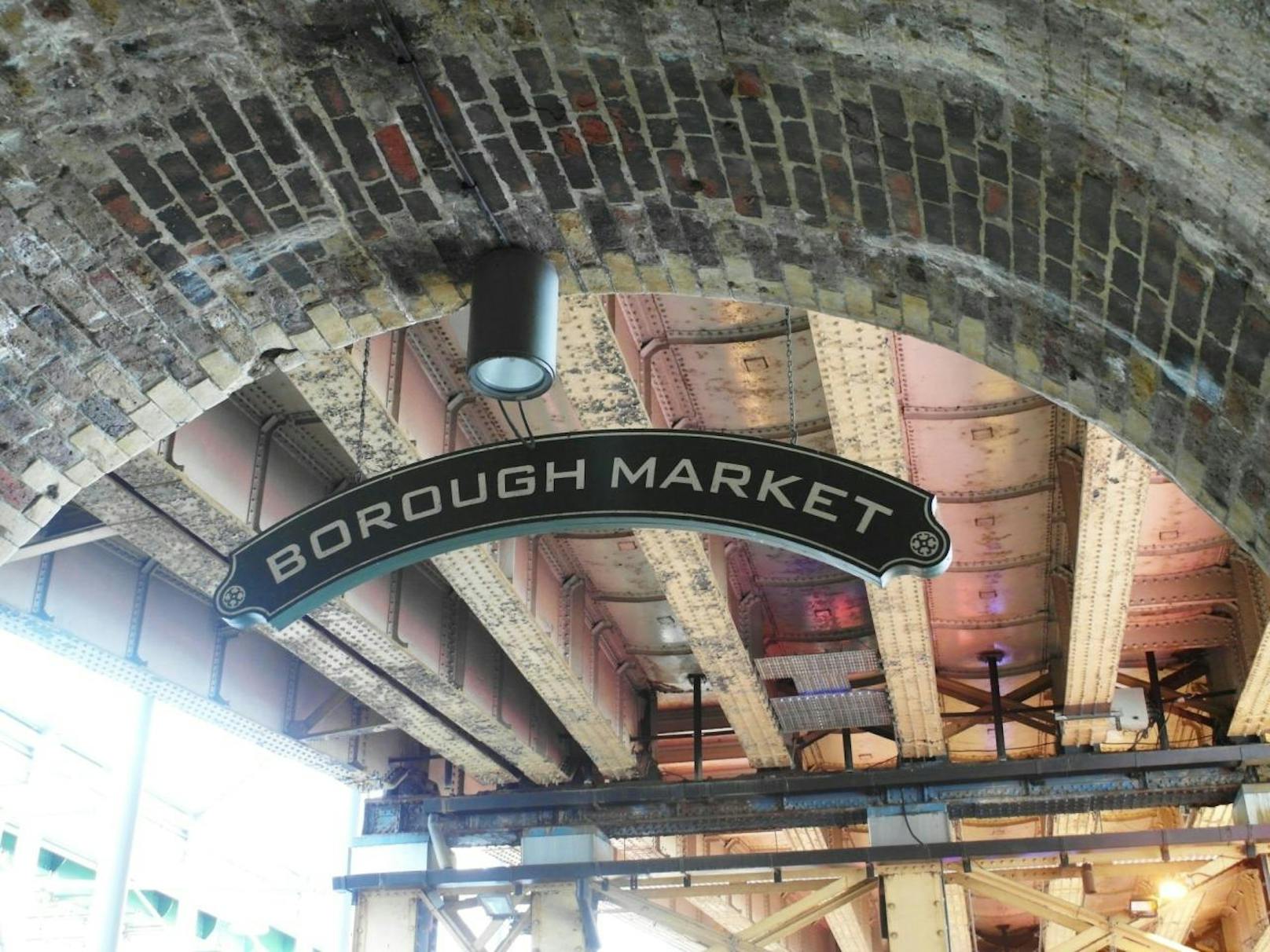 Ausflugstipps für Schlechtwettertage >>>
Im Bild: Borough Market in London