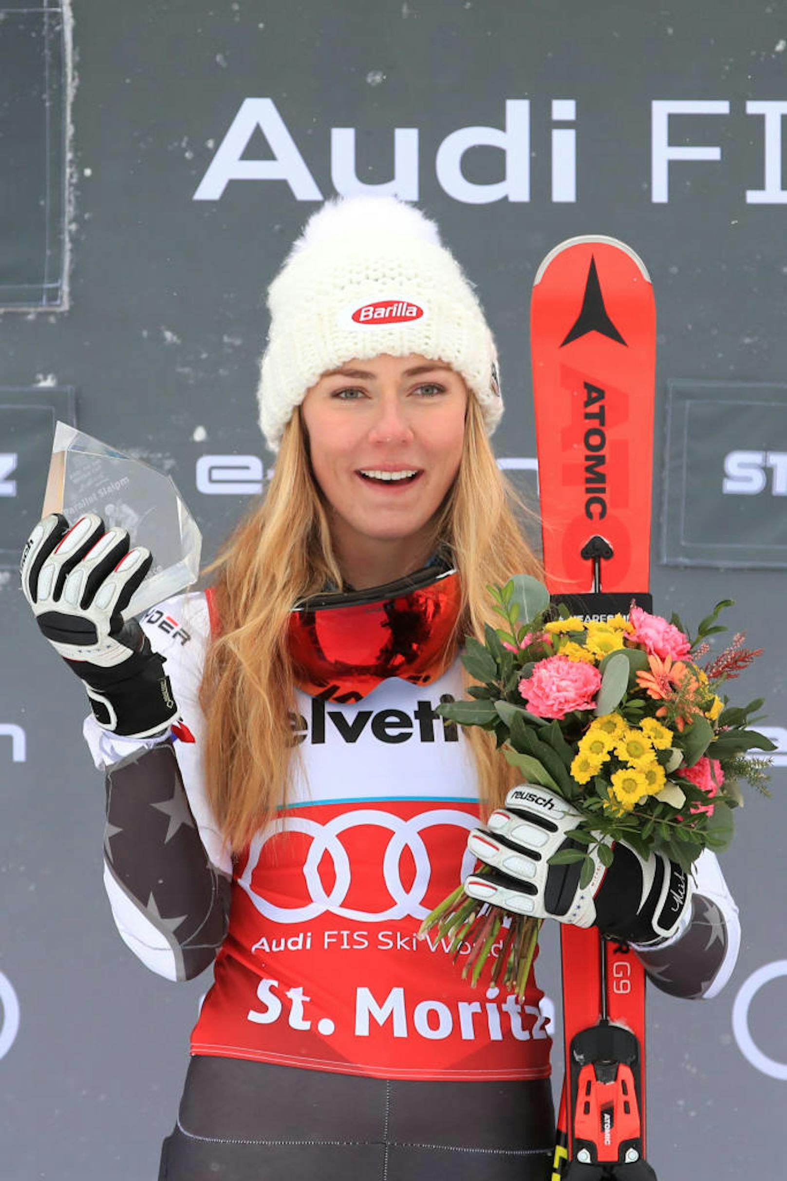Shiffrin behielt ihre Mega-Form - und legte in St. Moritz gleich den nächsten Super-G-Erfolg nach. "Wenn es so läuft wie derzeit, liebe ich diesen Bewerb", jubelte sie. Aus ÖSV-Sicht verlief das Rennen nicht nach Wunsch. Nicole Schmidhofer belegte Platz neun. 

<b><i>Super-G, St. Moritz (8.12. 2018)</i></b>
1. Mikaela Shiffrin (US)
2. Lara Gut-Behrami (Sz)
3. Tina Weirather (Lie)
<b>9. Nicole Schmidhofer</b>
