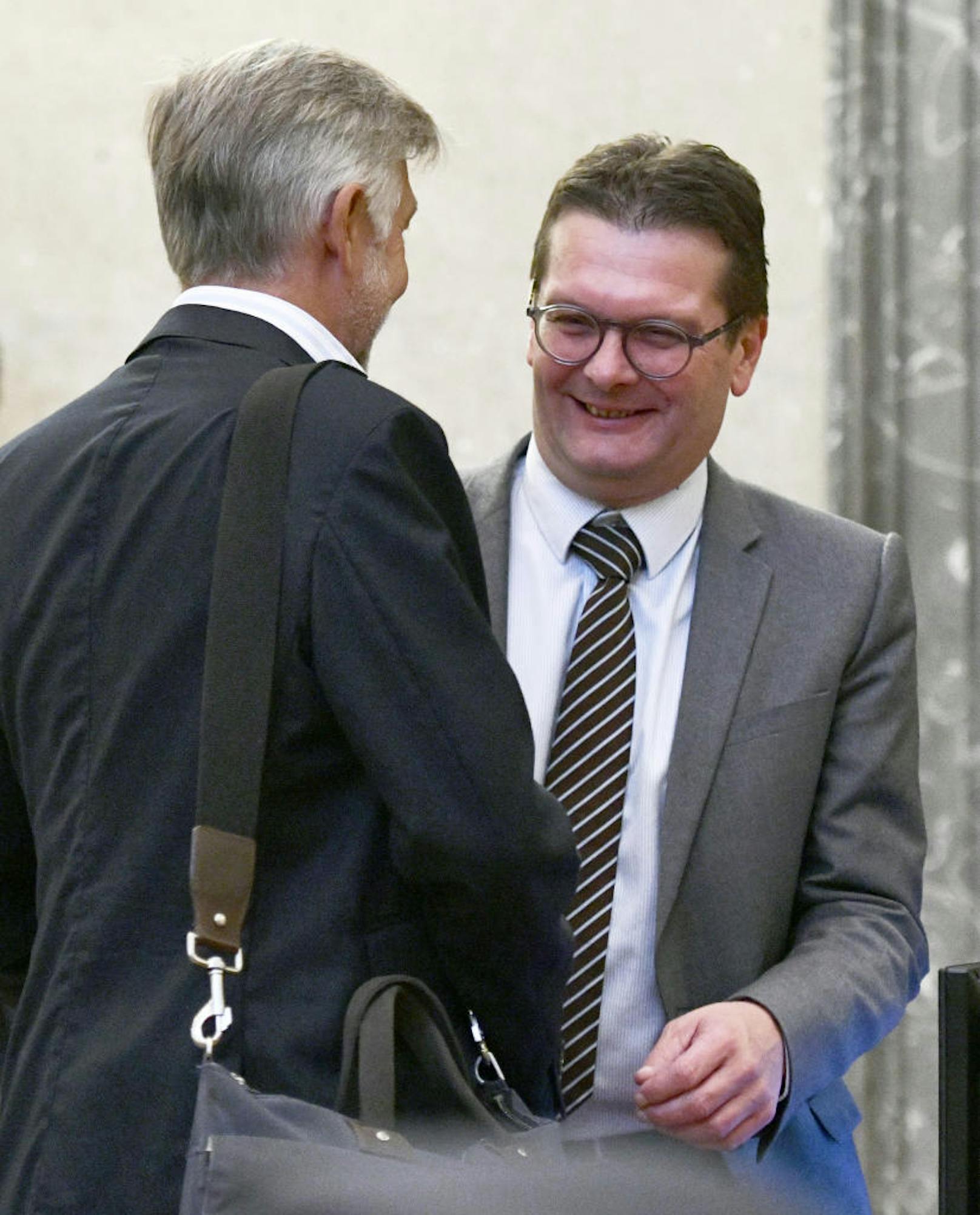 Walter Meischberger und Gerald Toifl am Donnerstag im Wiener Straflandesgericht. 