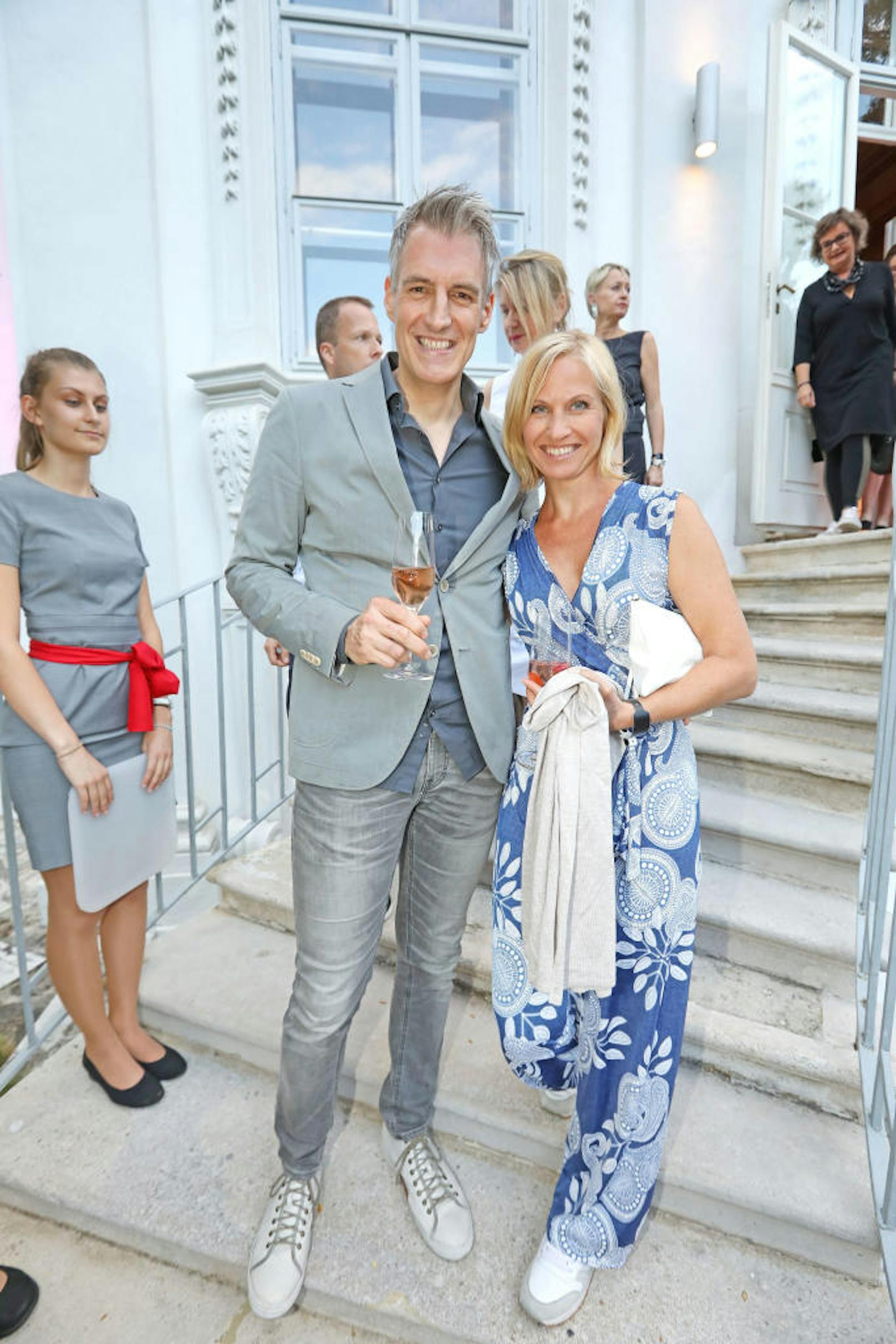 Erfolgsautor Thomas Raab "Der Metzger" mit Ehefrau Simone Heher