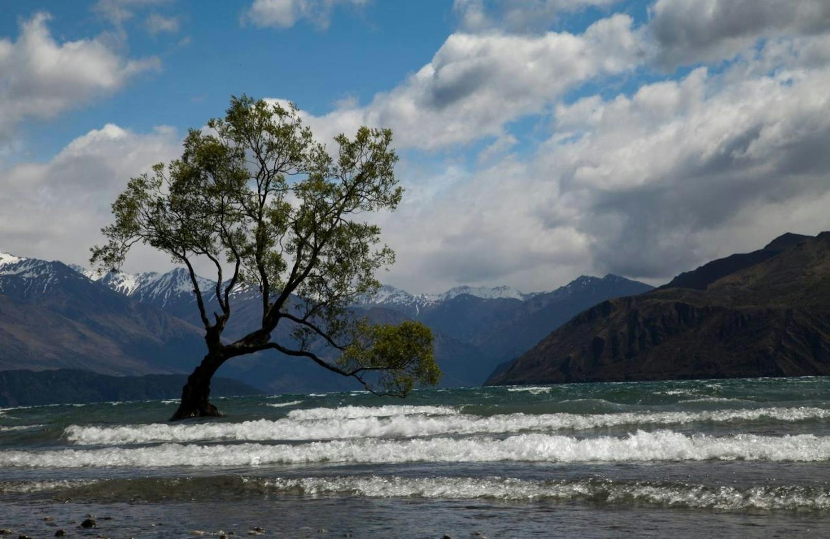 So sieht Lake Wanaka in Neuseeland aus.