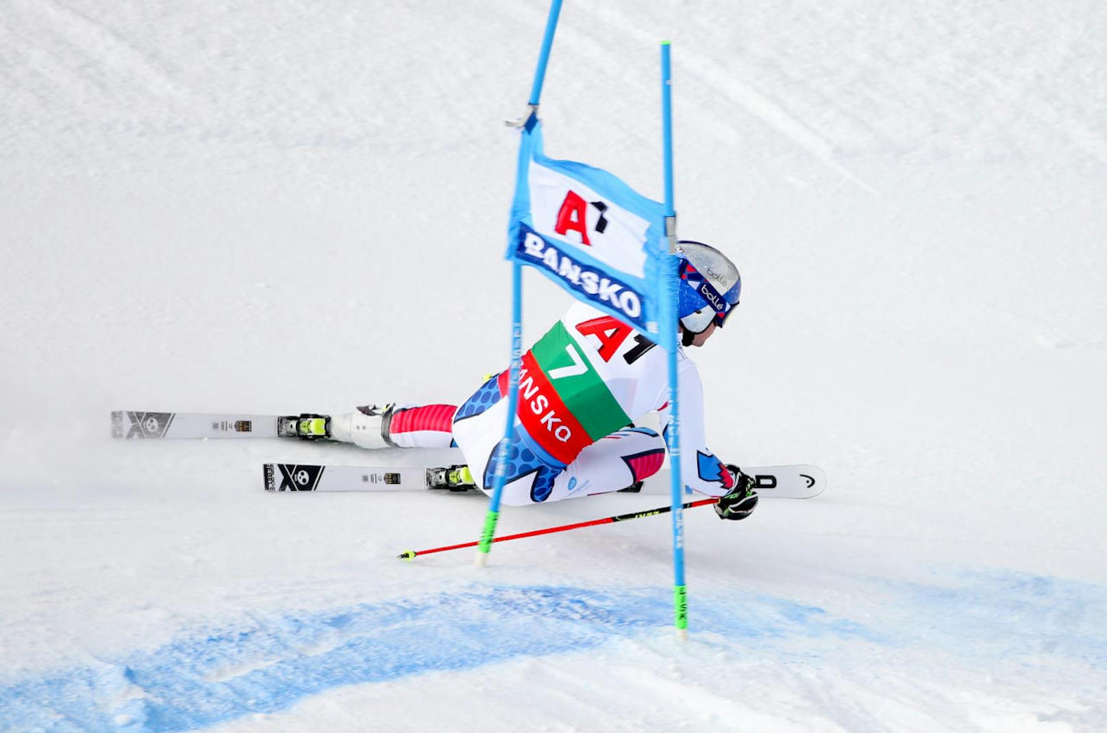 Der Ski-Tross übersiedelte nach Bulgarien. In Bansko stand die zweite von zwei Saison-Kombis am Programm. Der Sieg ging an Weltmeister Pinturault. 

<b><i>Bansko, Kombi (22.2.2019)</i></b><i>
1. Alexis Pinturault (Fr)
2. Marcel Hirscher
3. Stefan Hadalin (Slo)</i>