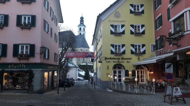 Am Montag ist noch nicht abzusehen, was hier am Wochenende abgehen wird. Die Gassen sind wie leergefegt.