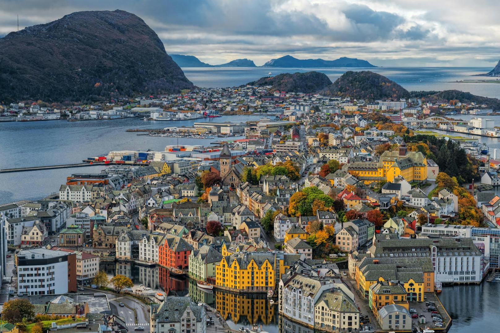 Wer nach <b>Oslo</b> möchte, muss schnell sein: Aktuell gibt es einige wenige Angebote für Reisen in die norwegische Hauptstadt ab angenehmen 28 Euro.