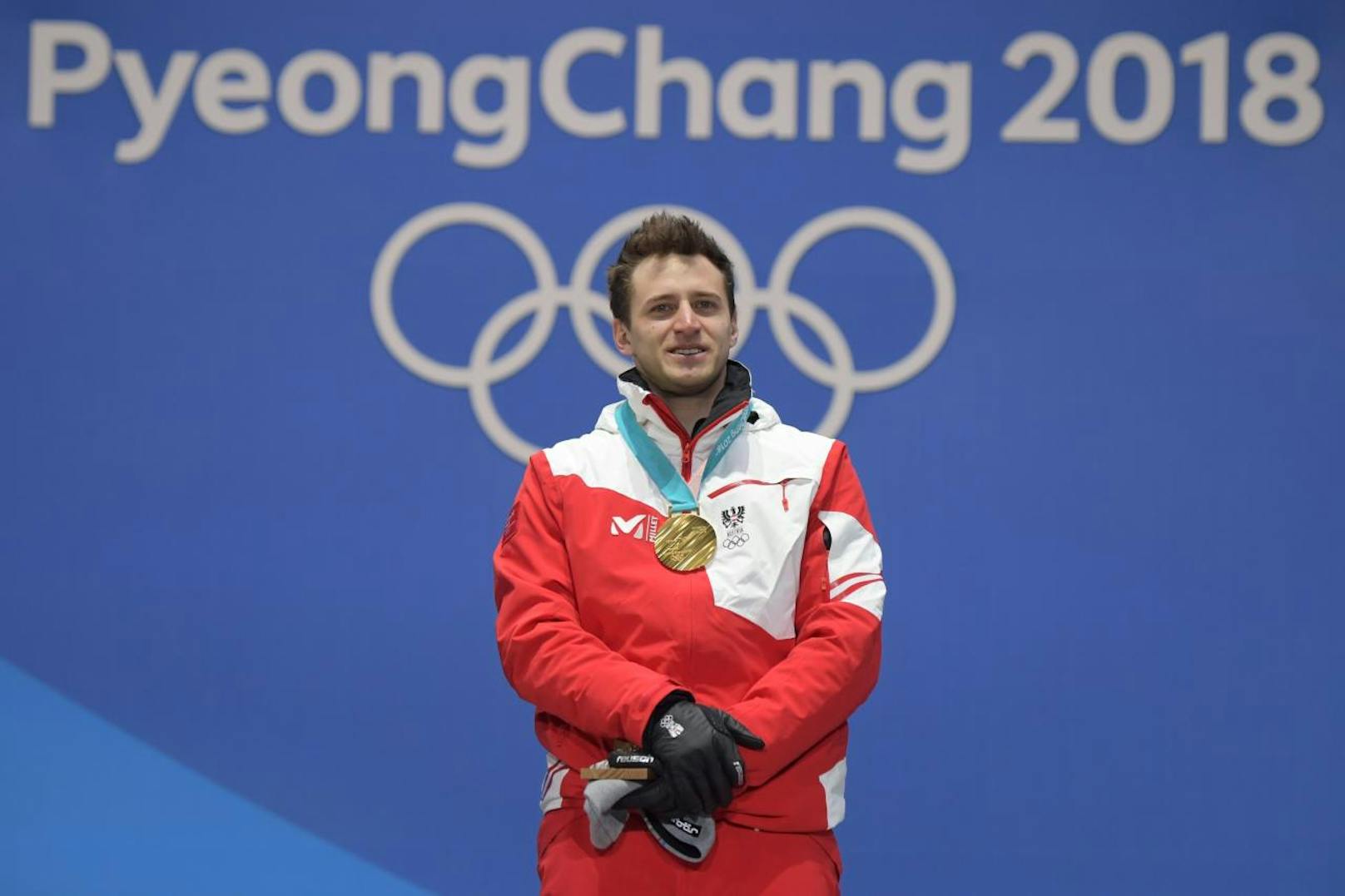 Olympische Spiele - und Matthias Mayer ist da! Der Kärntner krallte sich nach dem Abfahrts-Titel 2014 in Pyeongchang 2018 die Goldmedaille im Super-G.