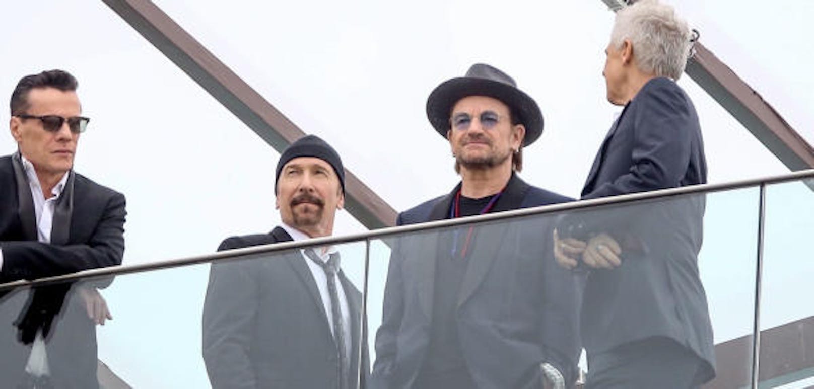 Die britische Rockband <strong>U2</strong> zählt mit Frontman <strong>Bono</strong> (2.v.re.) zu den erfolgreichsten Musikgruppen der Welt