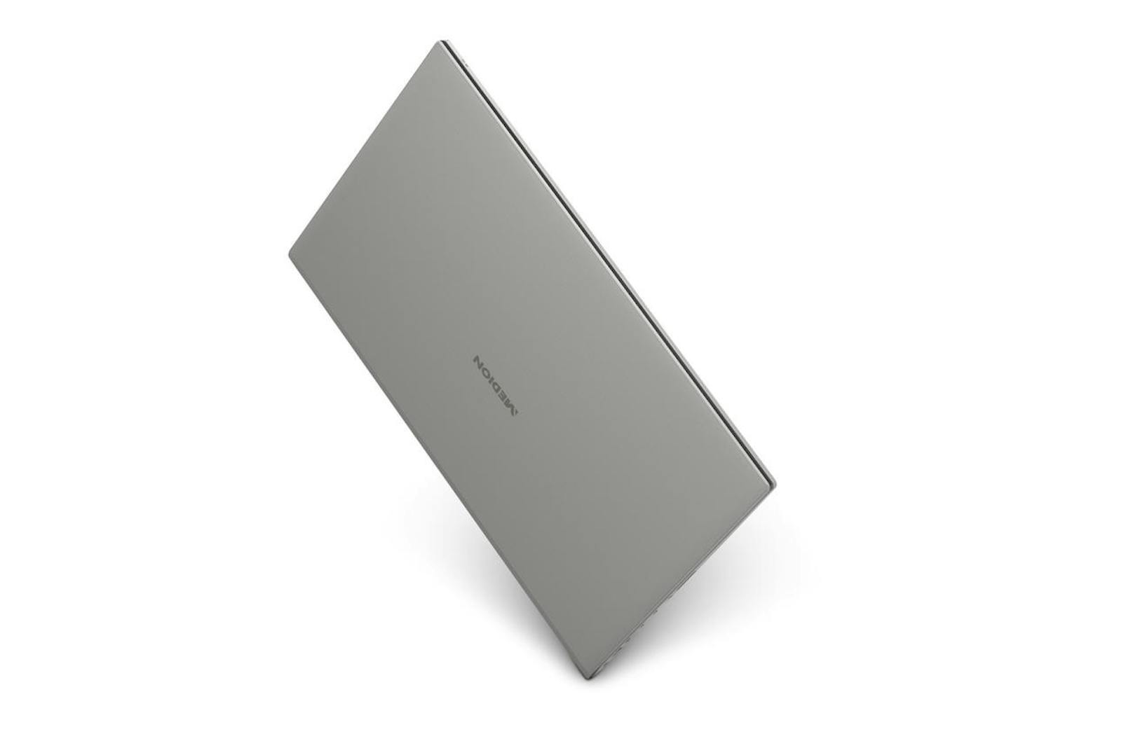 Mit dem Medion Akoya S6625 ist ab dem 8. Dezember für 799 Euro Aluminium-Notebook in allen Hofer-Filialen erhältlich.