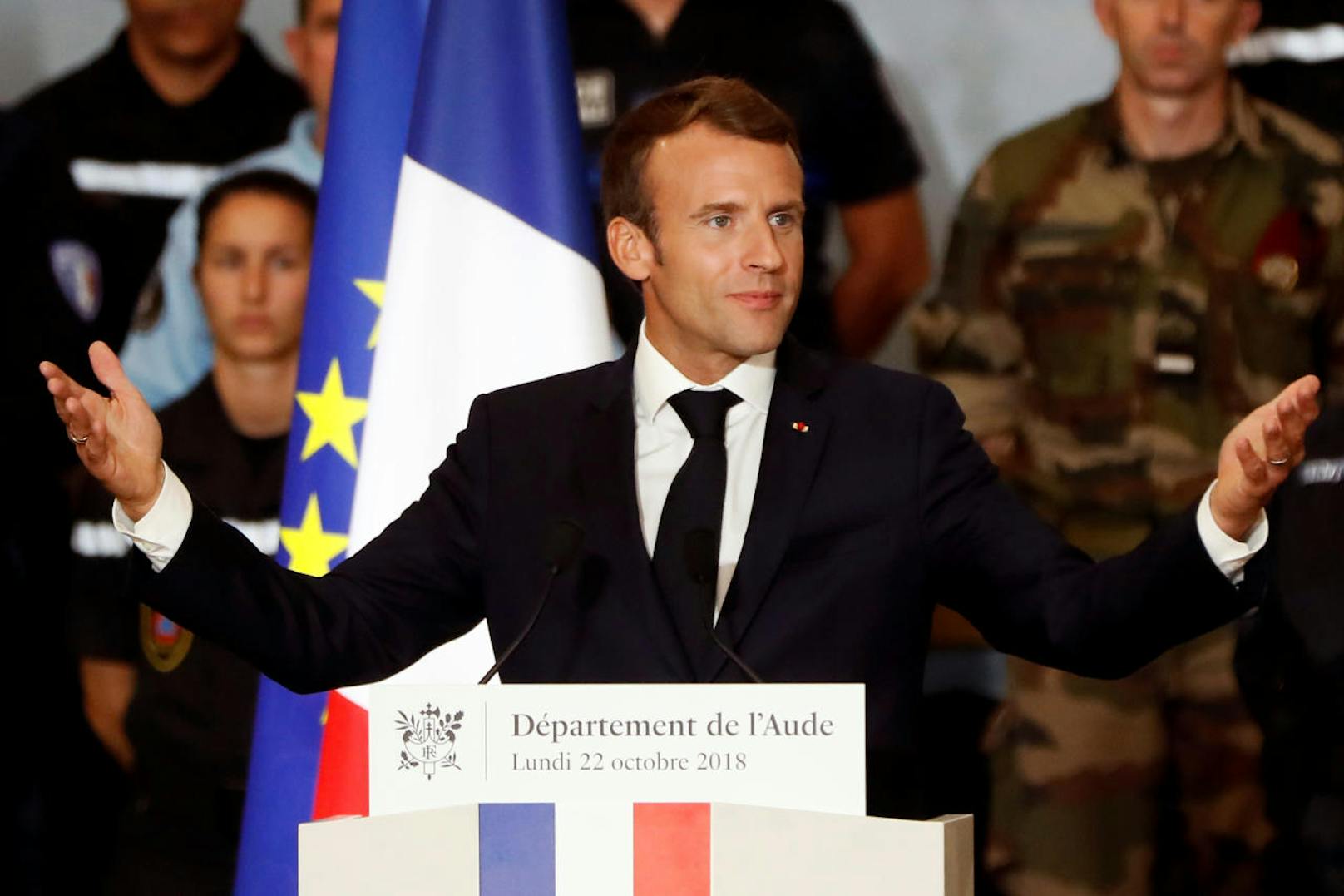 Emmanuel Macron: 8.087
