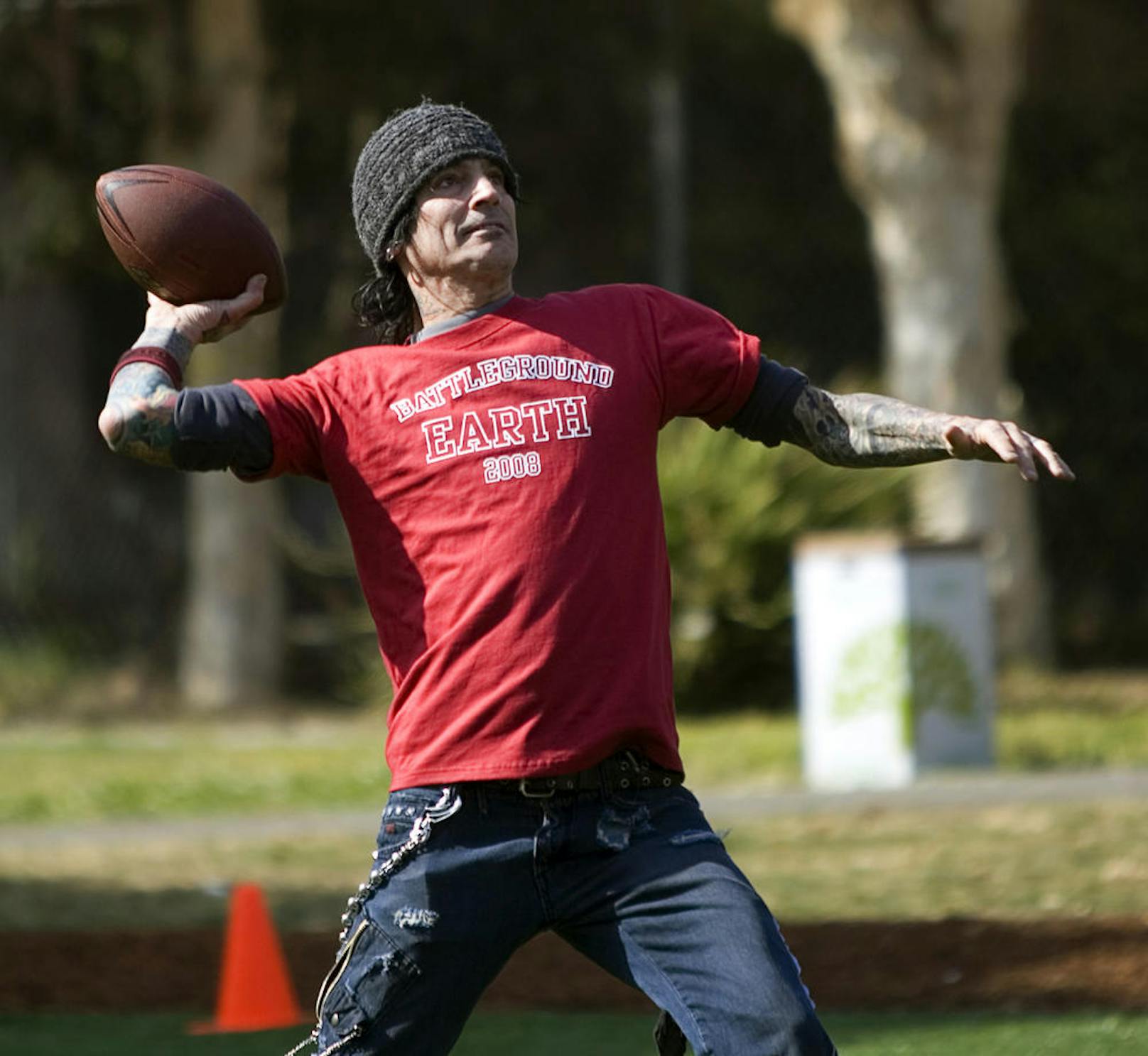 Tommy Lee beim Football in Oakland, 2008.