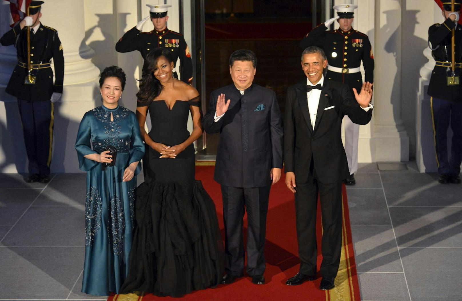 Chinas Staatspräsident Xi Jingpin und seine Ehefrau Peng Liyuan imit Michelle und Barack Obama