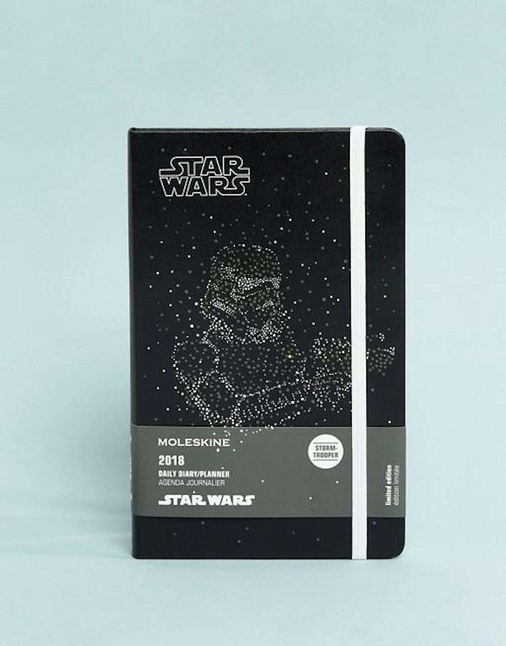 Notizbuch-Hersteller Moleskine ist ebenfalls beim Star Wars Reigen mit dabei und liefert den Kalender für 2018.  (Foto: Asos.com) 