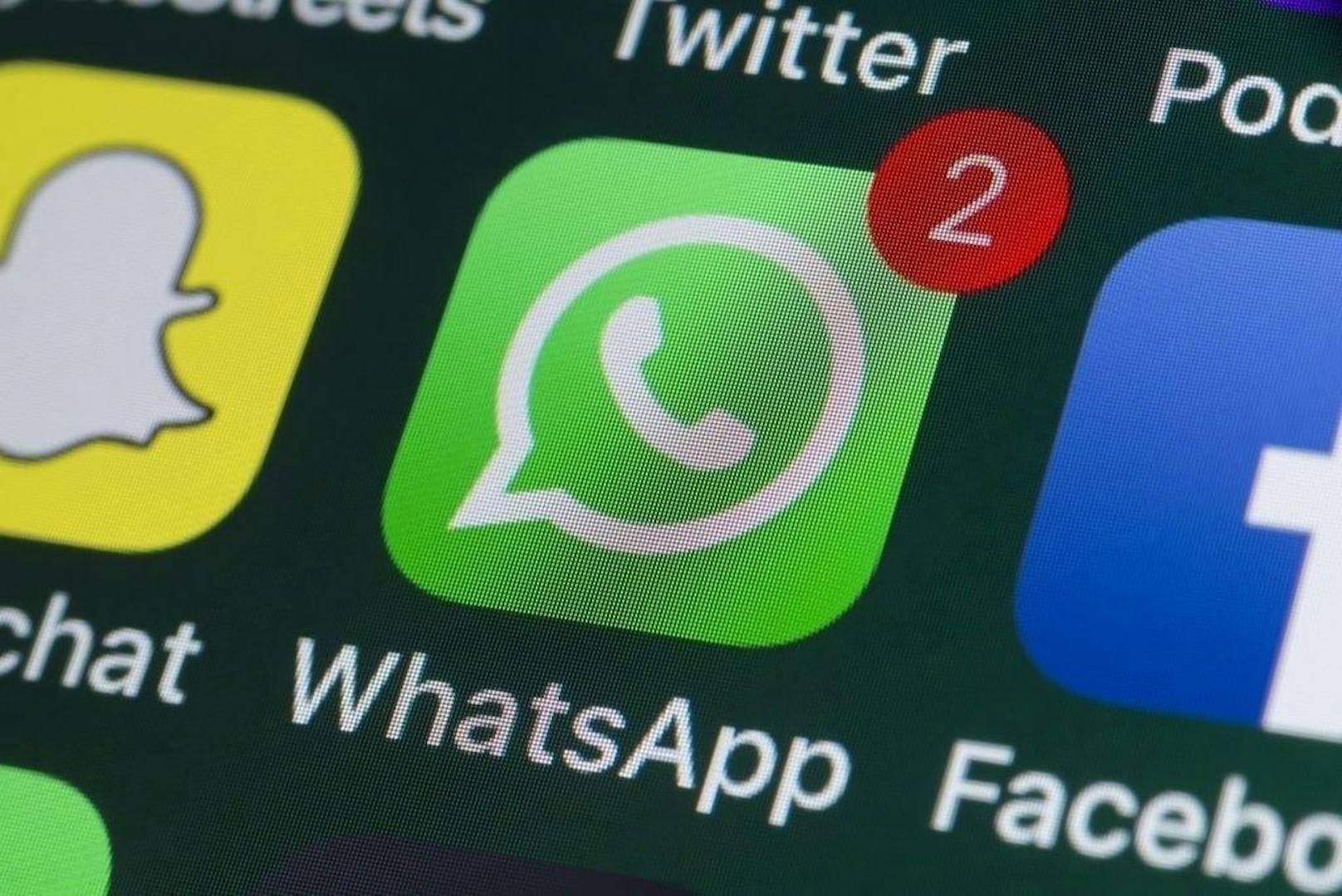 WhatsApp schränkt die Weiterleiten-Funktion ein. Künftig sollen Nachrichten nur noch an fünf andere Nutzer weitergeleitet werden können.