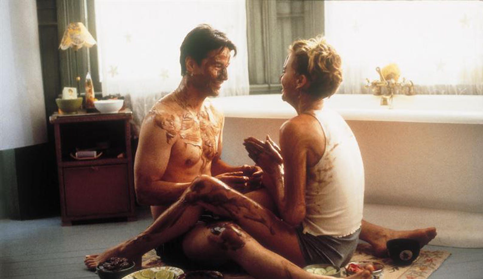 Keanu Reeves und Charlize Theron in "Sweet November - Eine Liebe im Herbst"