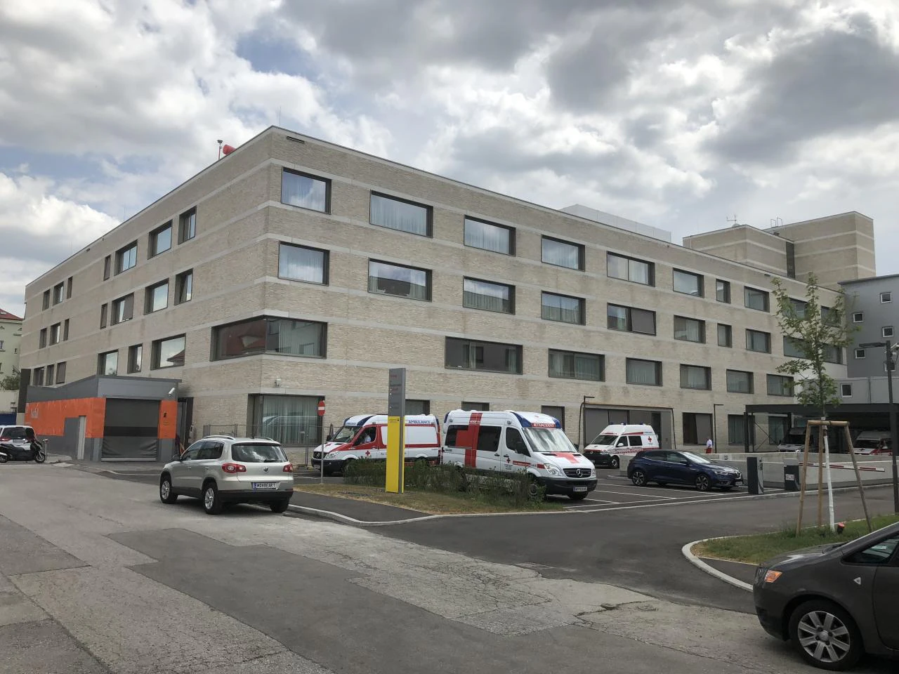Der Mann landete im Mödlinger Spital.