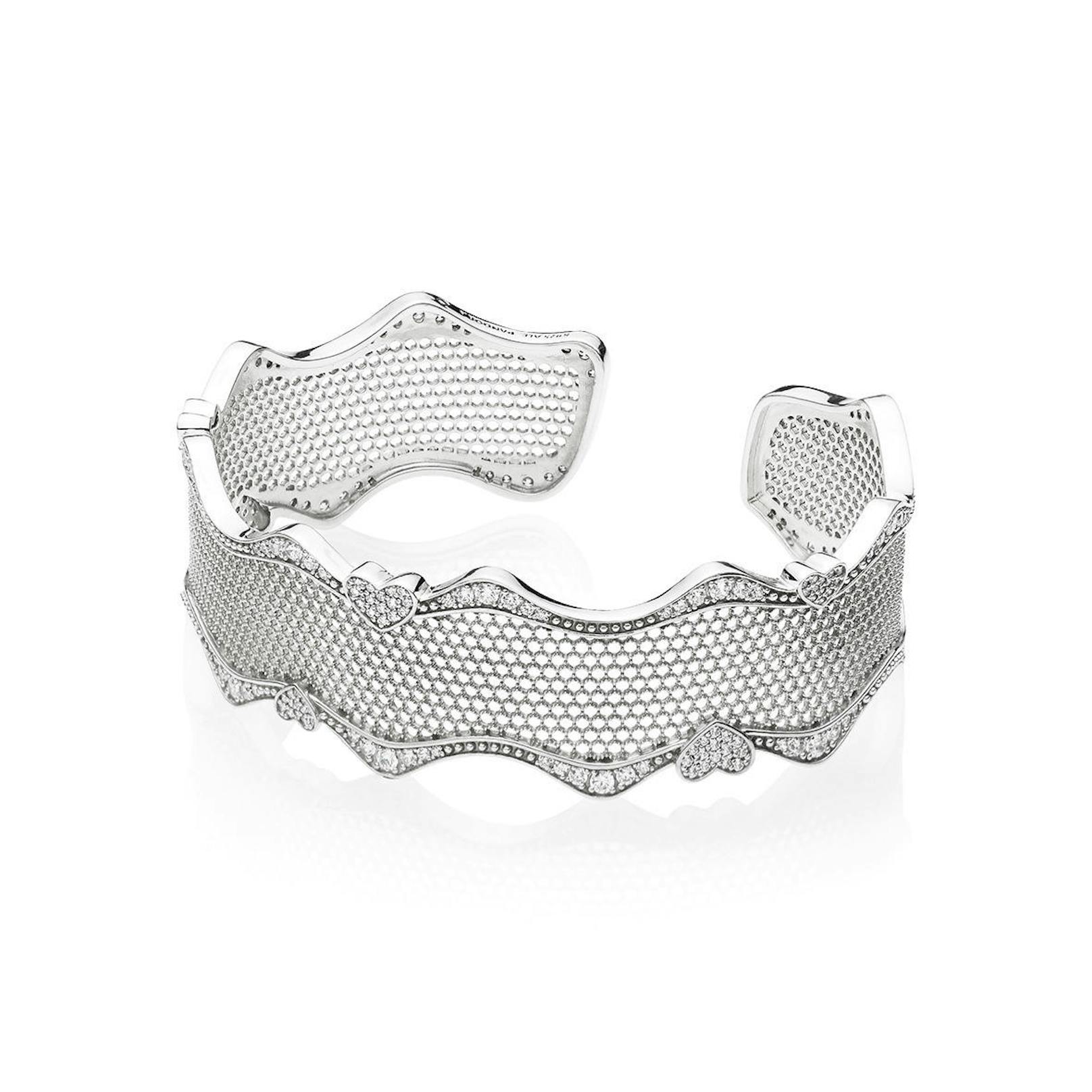Sterling-Silber-Armband mit klarem Cubic Zirkona um 249 Euro.