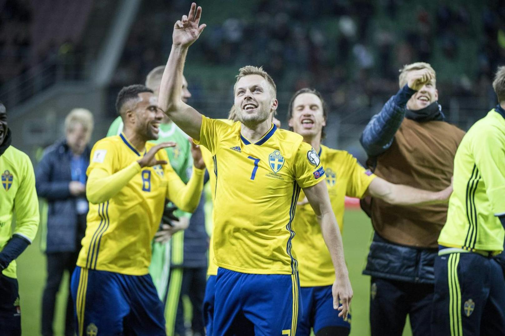 Schweden: Dank den "Drei Kronen" ist Italien erstmals seit 60 Jahren nicht bei einer WM. In einem dramatischen Play-off setzten sich die Schweden gegen die Azzurri durch