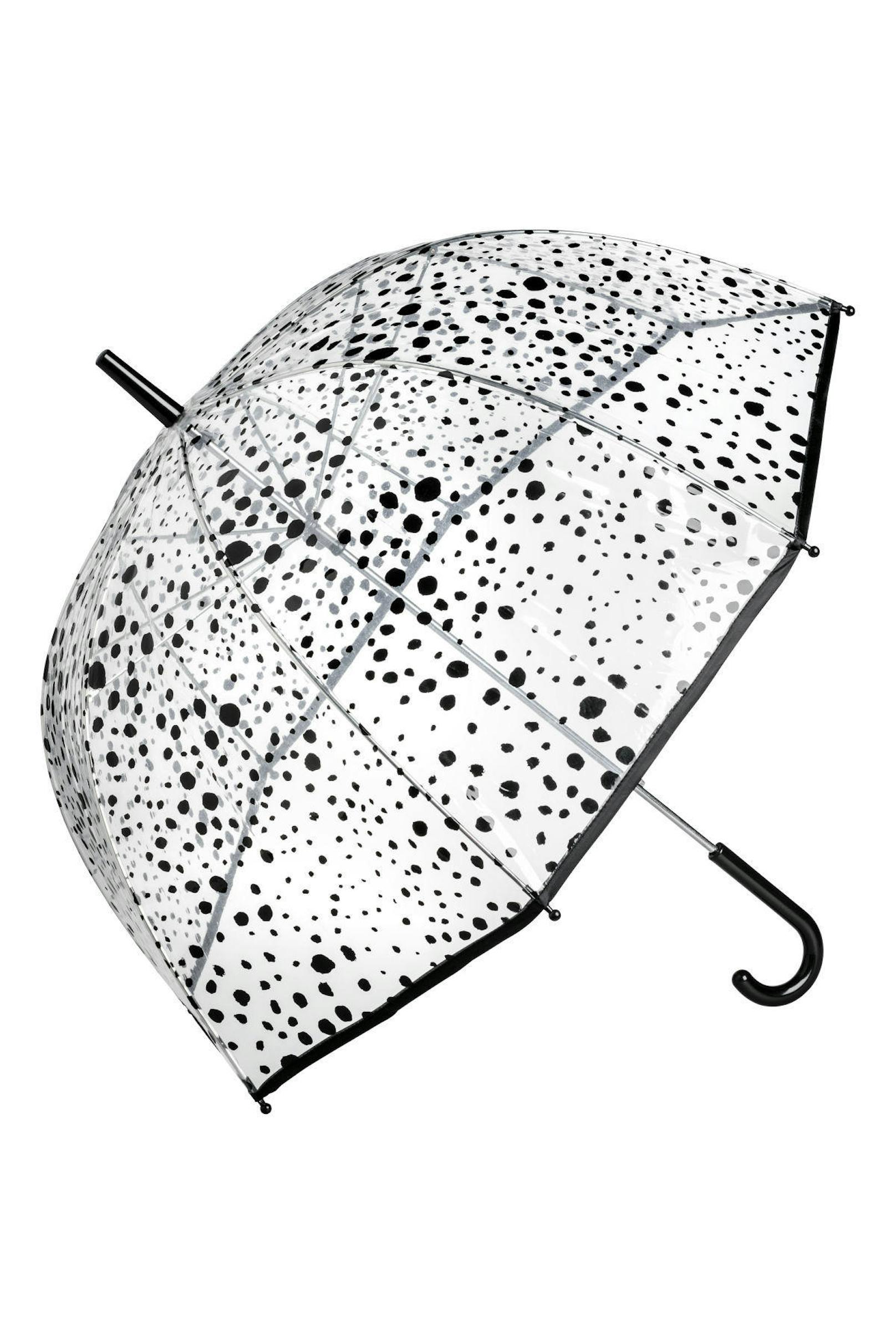 Der Klassiker: Regenschirm von H&M um 9,99 Euro.