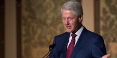 Bill Clinton ließ sich von Epstein-Opfer massieren
