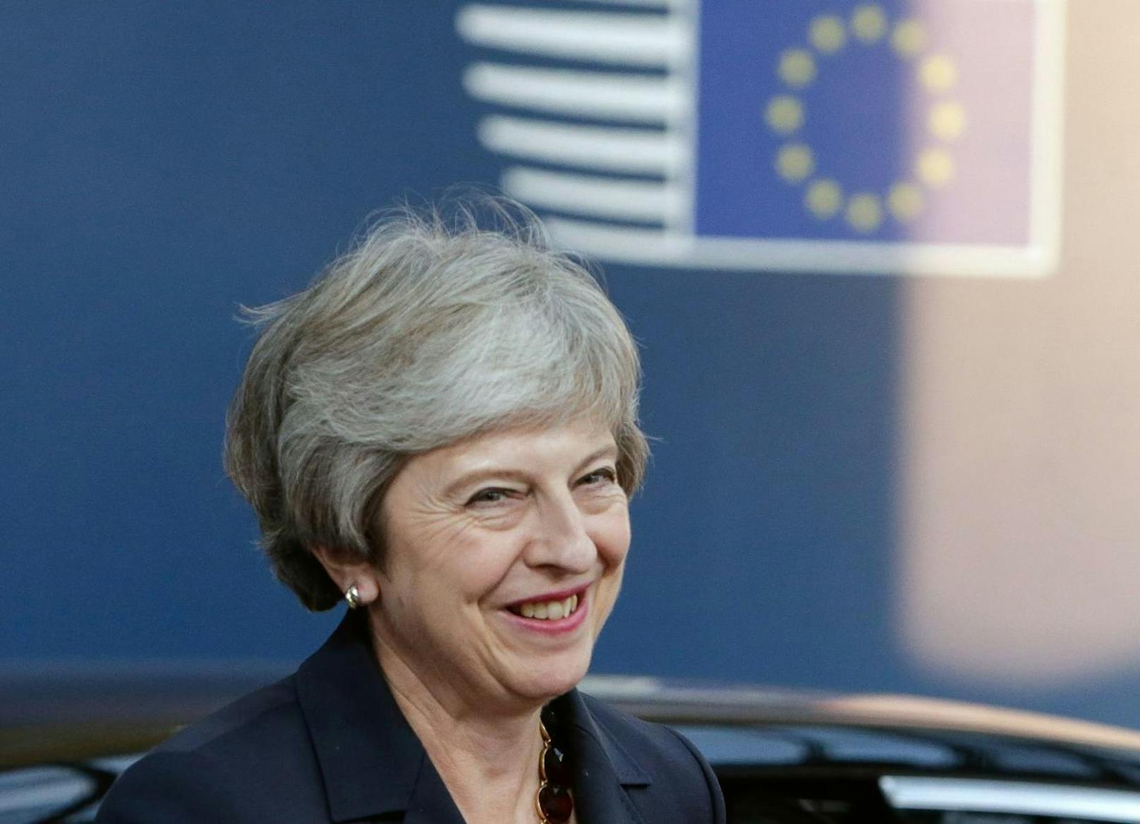 Die britische Premierministerin Theresa May wird für den Brexit-Deal von vielen Seiten kritisiert.