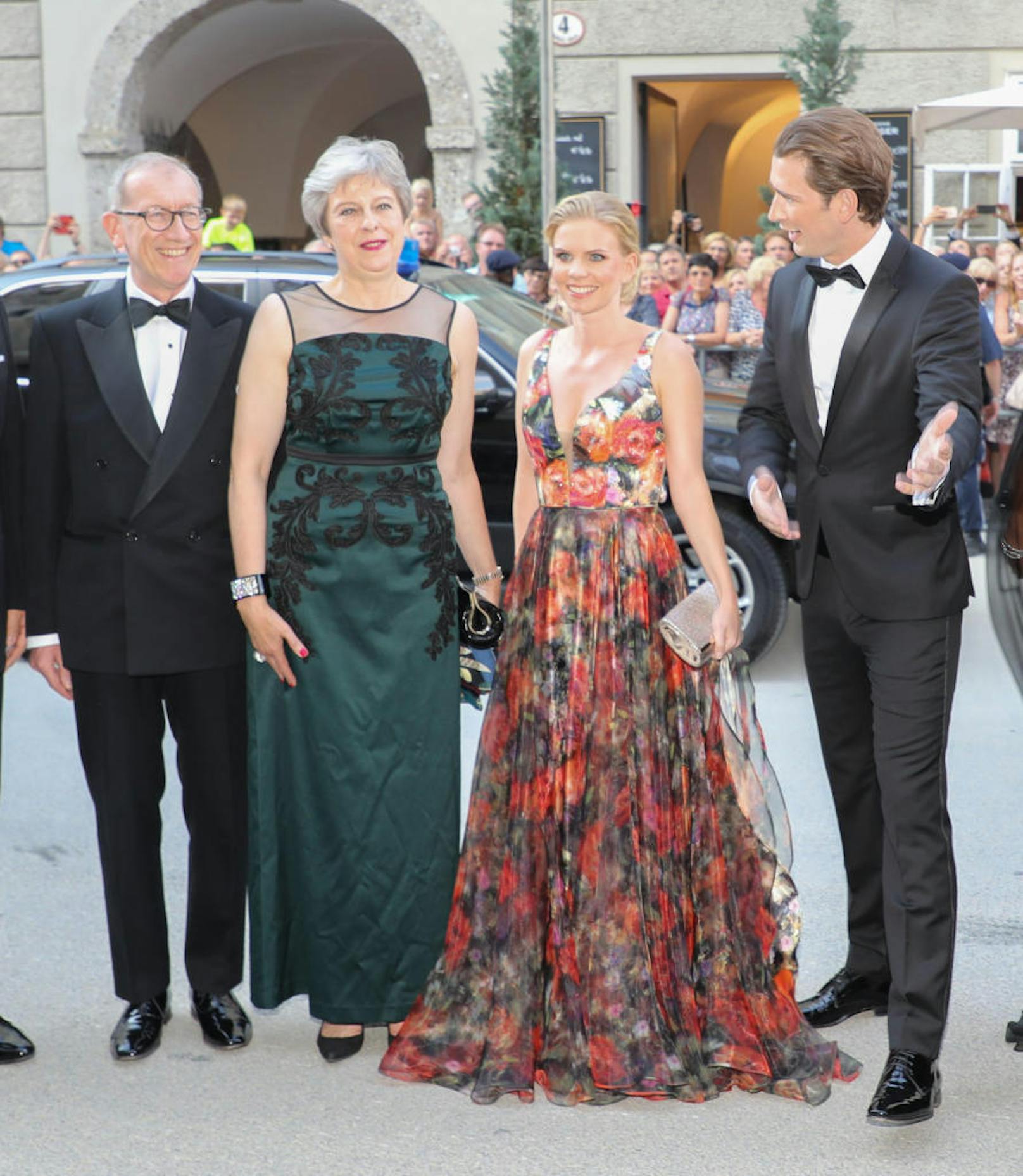 Im Bild v.l. Theresa May mit Ehemann Philip, Bundeskanzler Sebastian Kurz mit Lebensgefährtin Susanne Thier