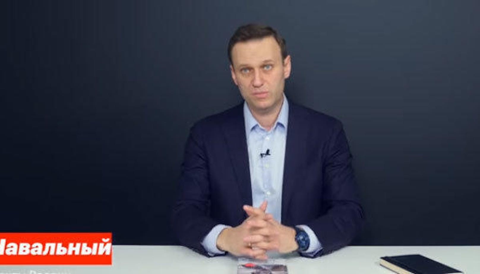 Das Video war ein gefundenes Fressen für Putin-Kritiker Alexei Nawalny. Er warf dem Vizepremier vor, Schmiergelder von Oligarch Deripaska angenommen zu haben. Die Escortgirls auf der Jacht, so Nawalny, seien quasi das "Dessert" gewesen, um den Deal zu besiegeln.