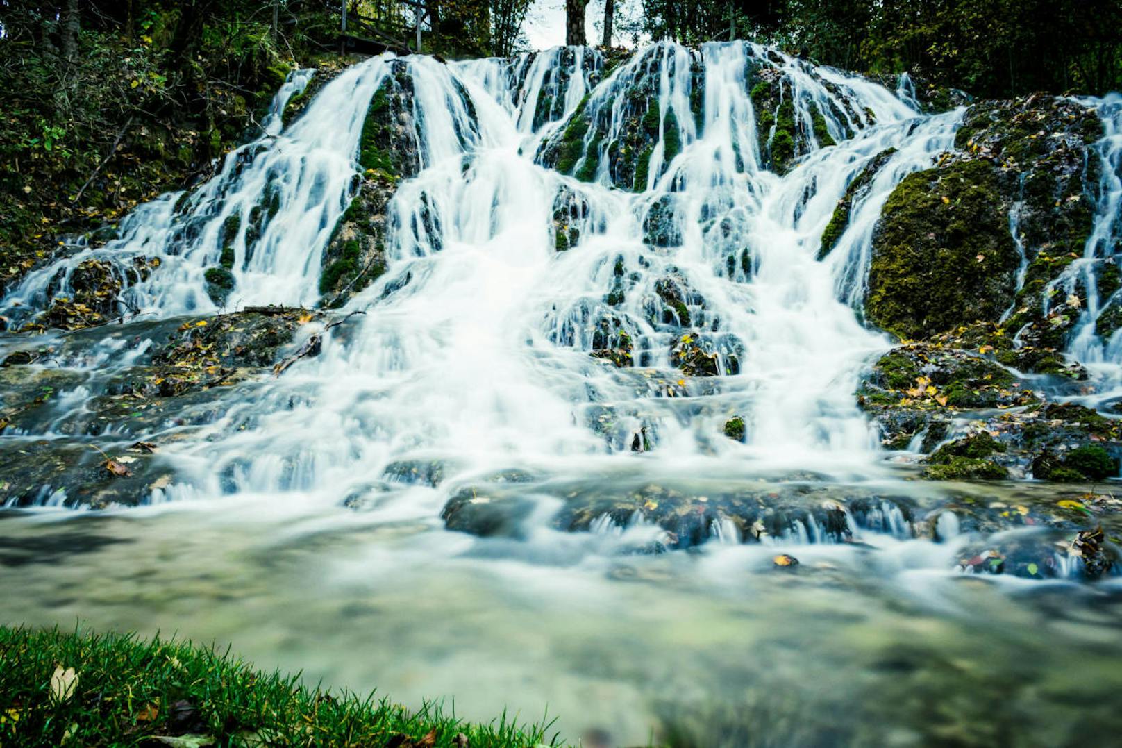 Daniel liebt: "Einen kleinen Wasserfall (Schleierfall) in Hohenberg in Niederösterreich