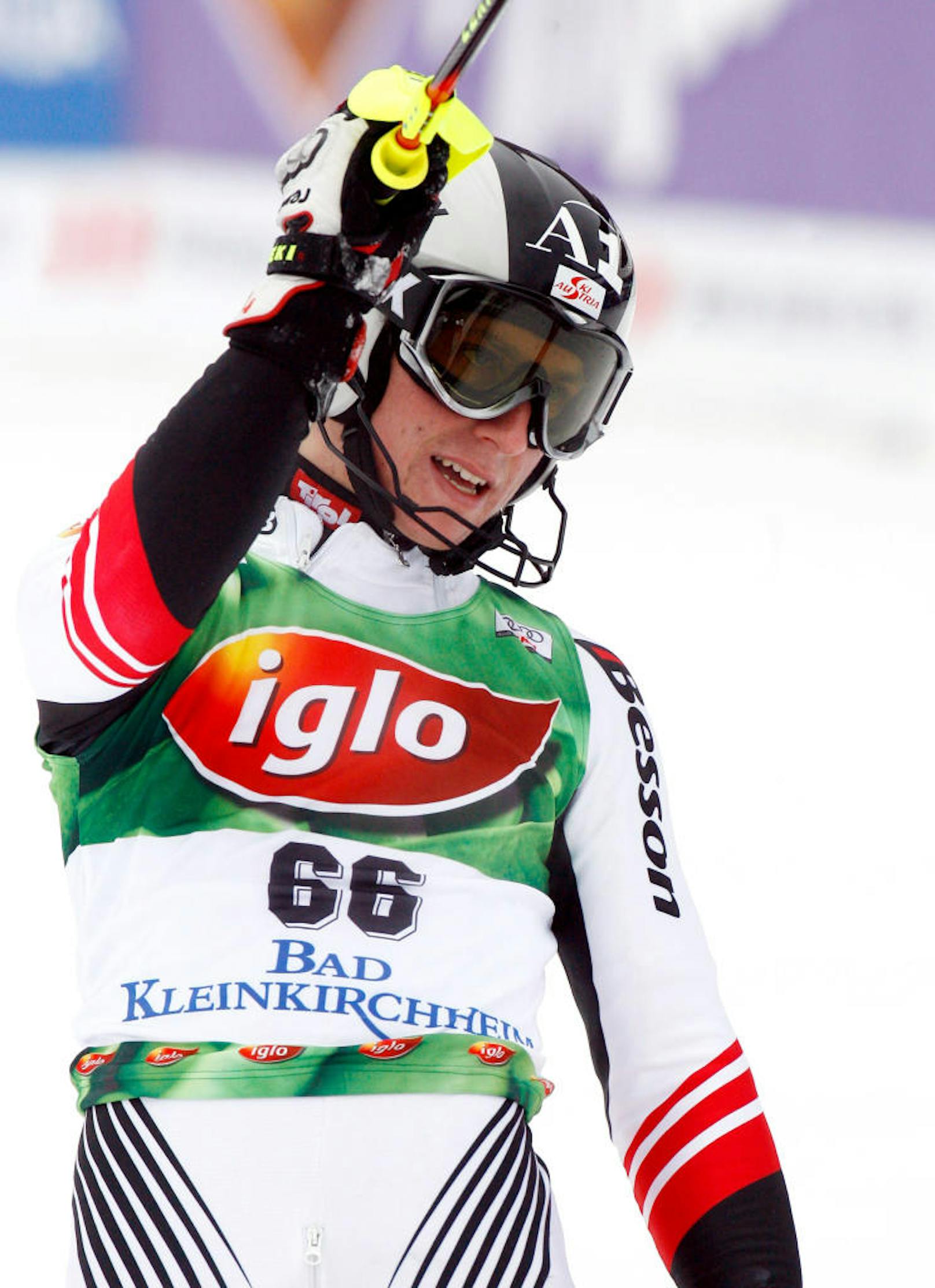 Jubel bei Marcel Hirscher: In Bad Kleinkirchheim gelangen ihm im Dezember 2007 erstmals Weltcuppunkte als 24. im Slalom.