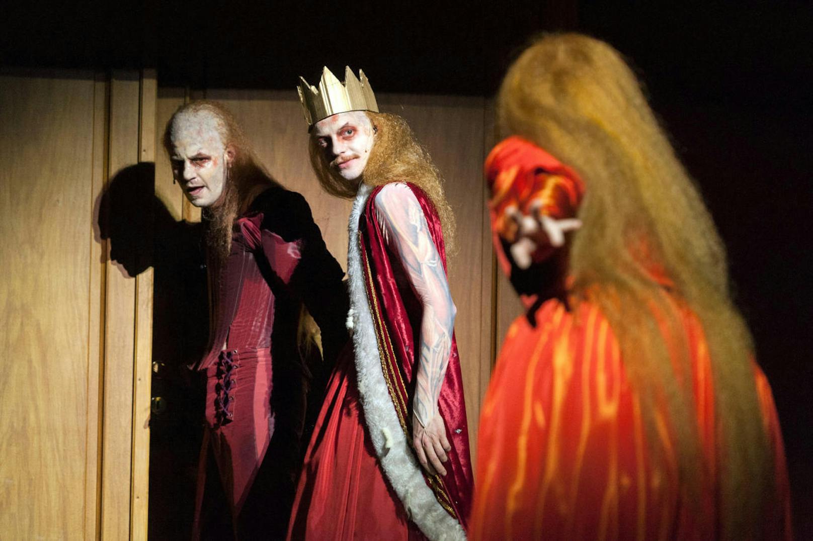 Shakespeares "Macbeth" wütet ab 18. Mai am Wiener Burgtheater.