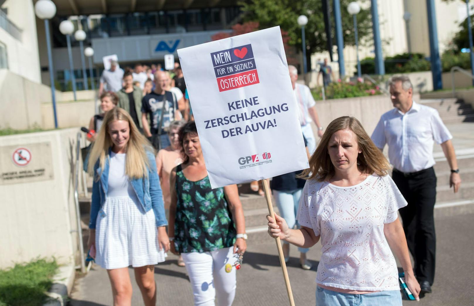 Betriebsversammlung der AUVA mit anschl. Protestaktionen gegen AUVA-Zerschlagung am Montag, 13. August 2018, in Wien.