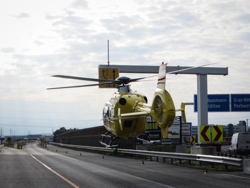 Schwerer Verkehrsunfall auf der A2 Südautobahn beim Knoten Graz-Ost.