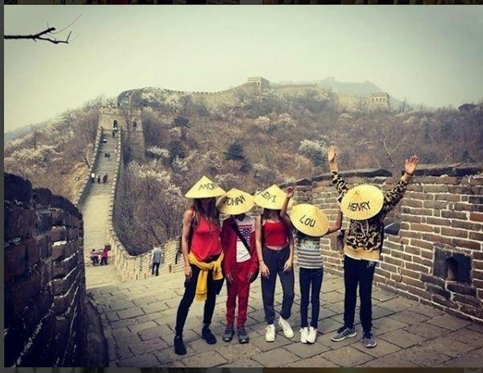 02.04.2018: Heidi Klum und ihre Kids verbrachten das Osterwochenende mit Sightseeing in China.
