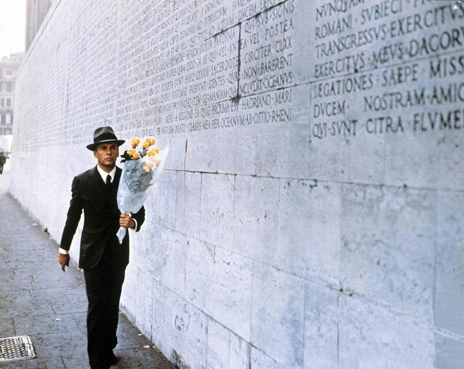 "Il Conformista - Der große Irrtum" (1970) brachte Bertolucci seine erste Oscar-Nominierung. Er ging ...