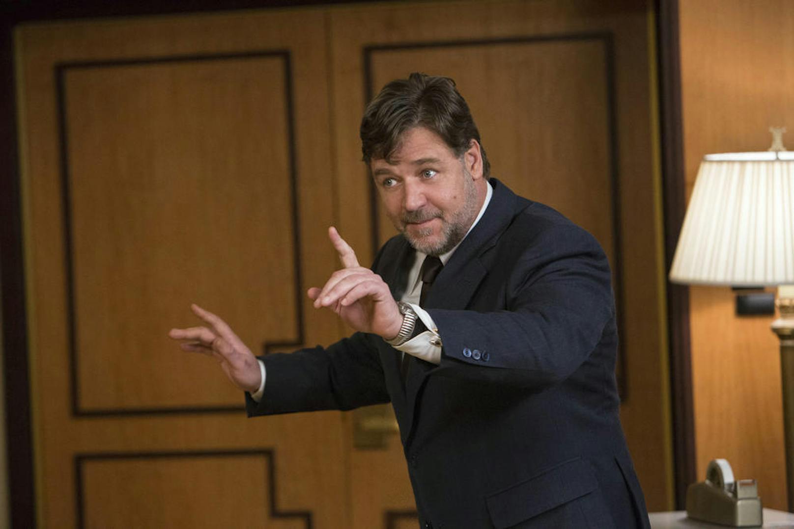 Russell Crowe in "The Nice Guys"